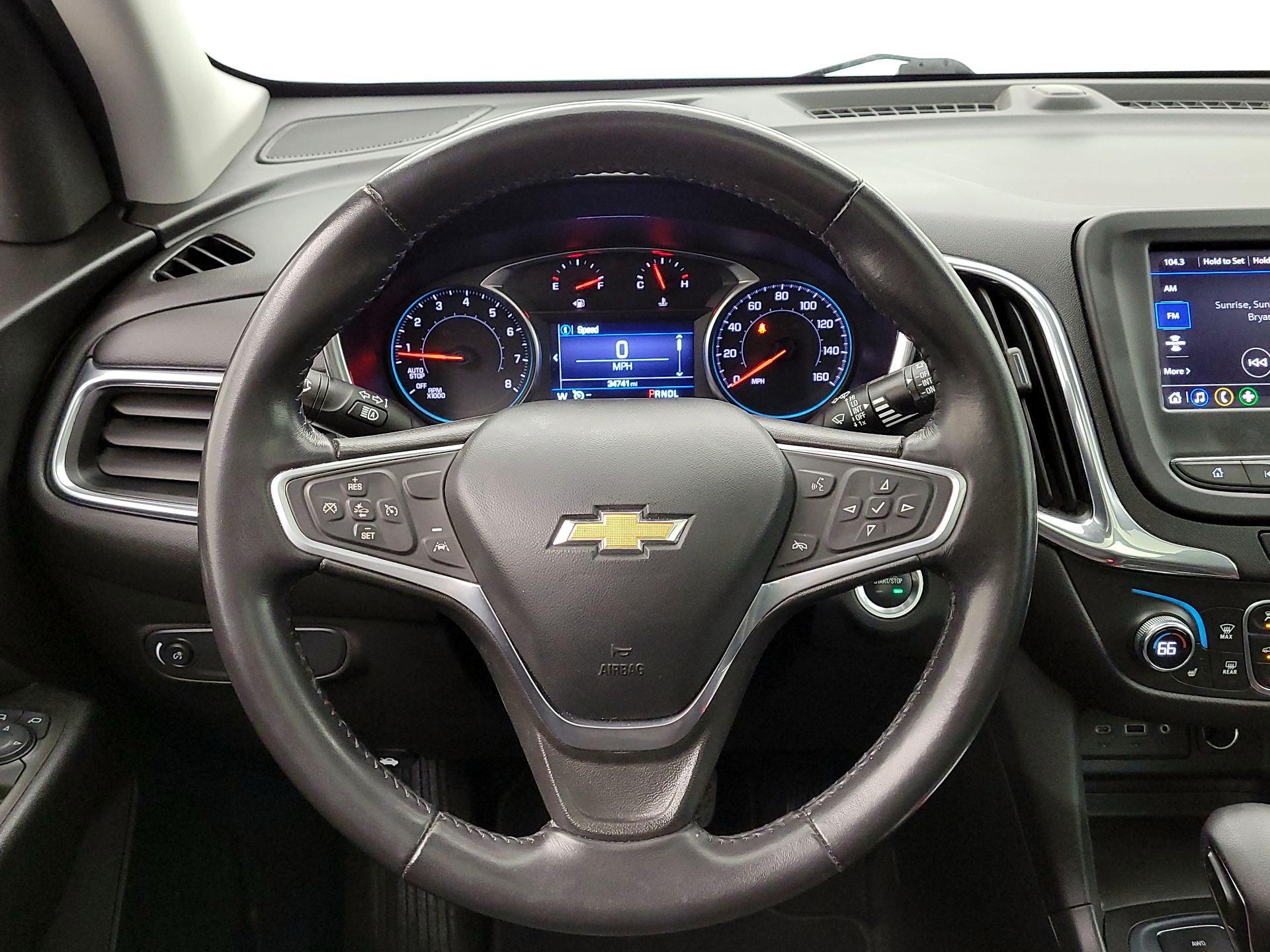 Thumbnail: 2022 Chevrolet Equinox - 10