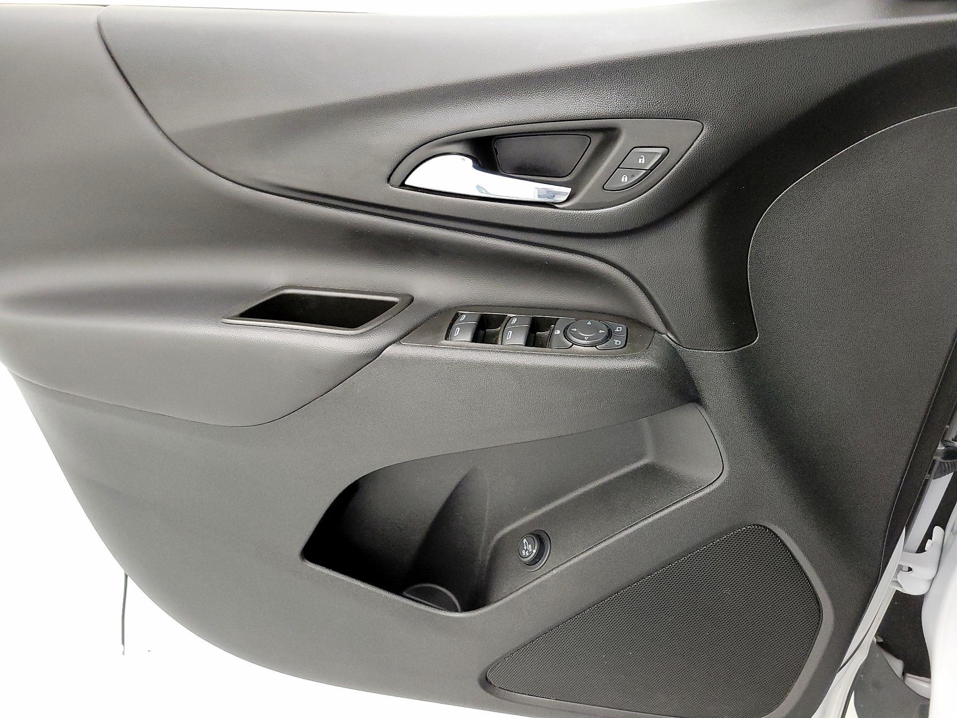 Thumbnail: 2022 Chevrolet Equinox - 12