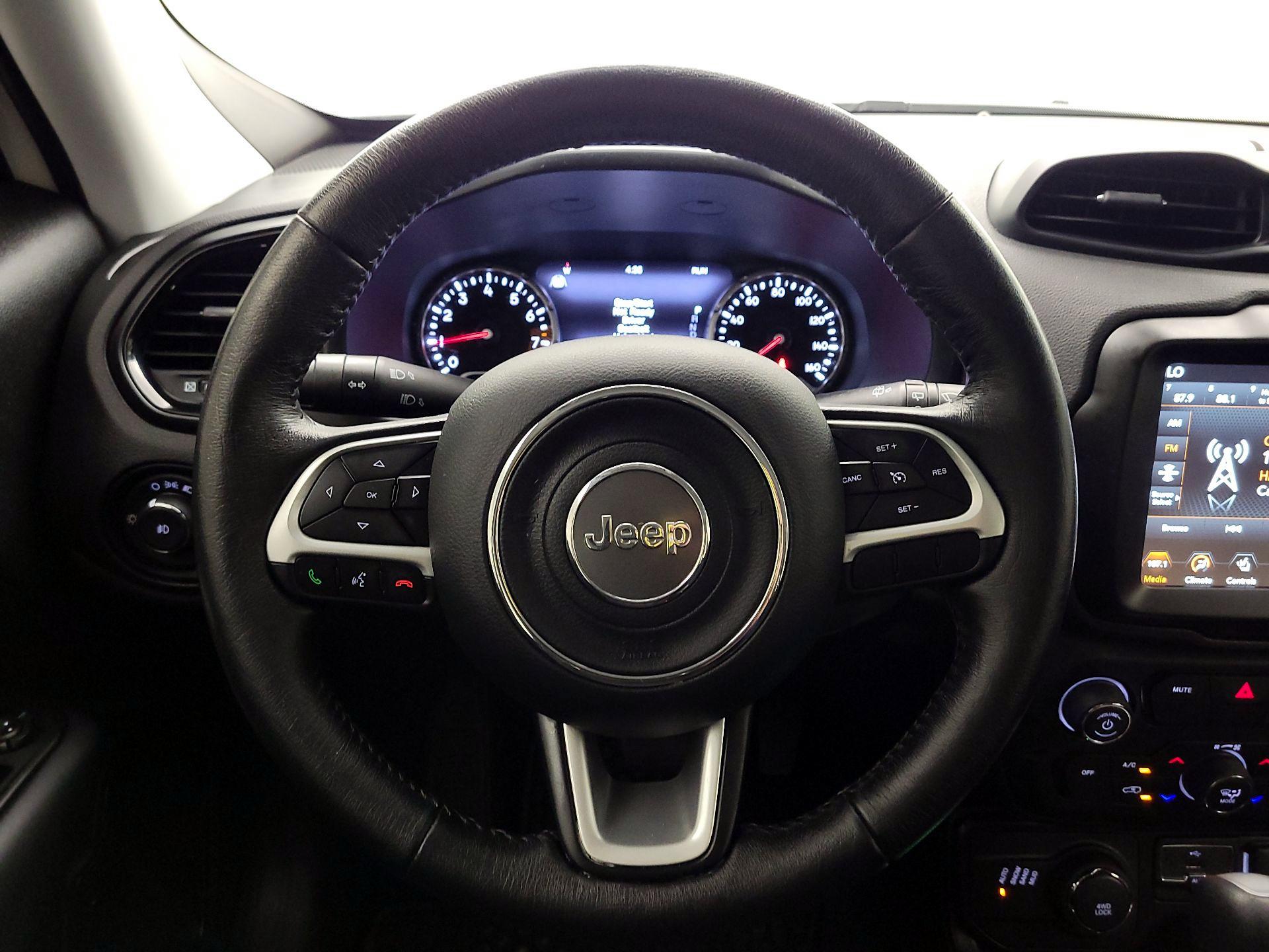 Thumbnail: 2023 Jeep Renegade - 10