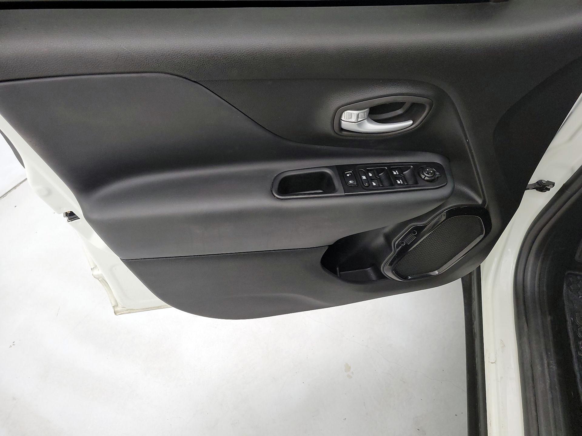 Thumbnail: 2023 Jeep Renegade - 12