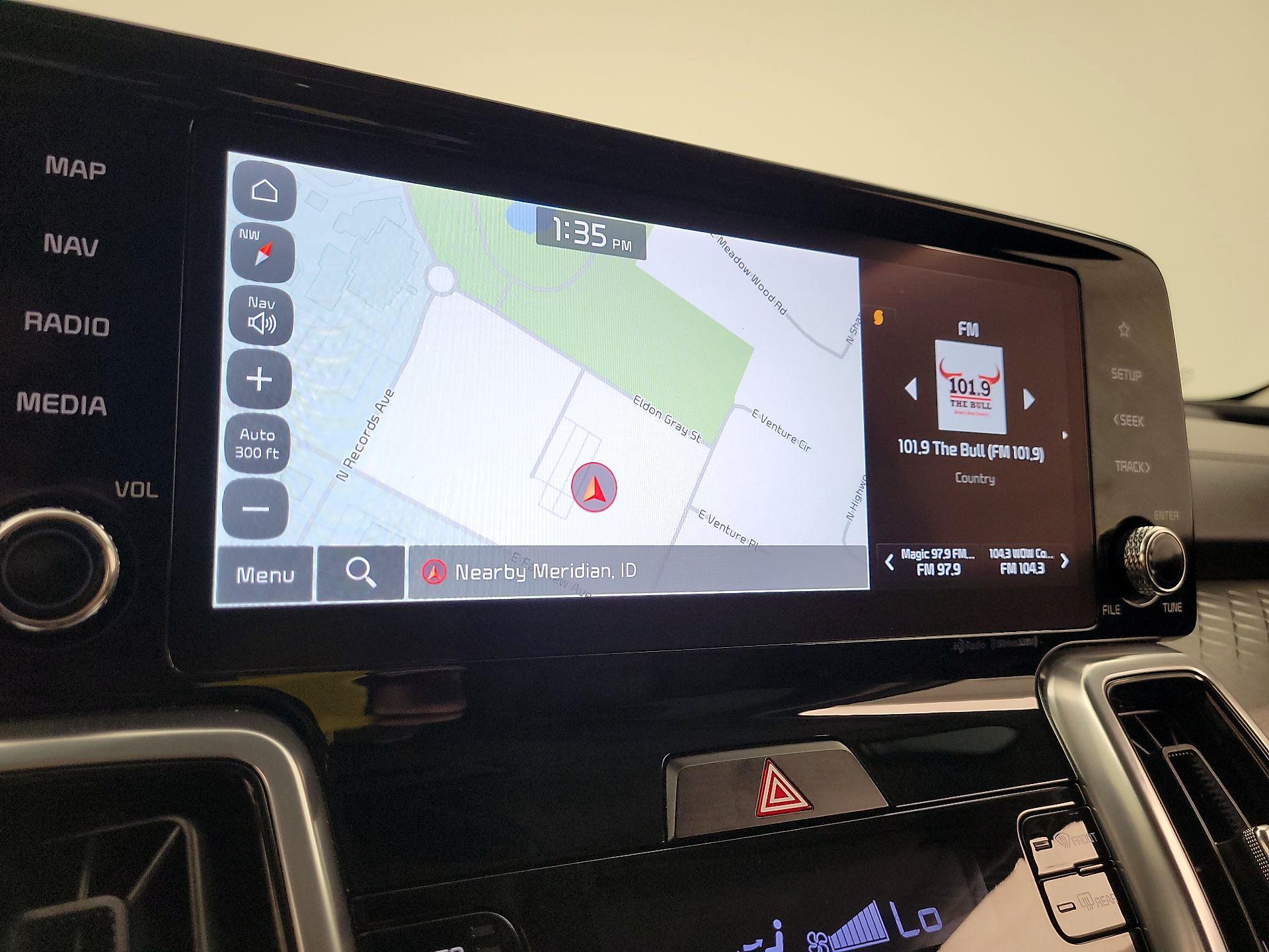 Thumbnail: 2023 Kia Sorento - 14