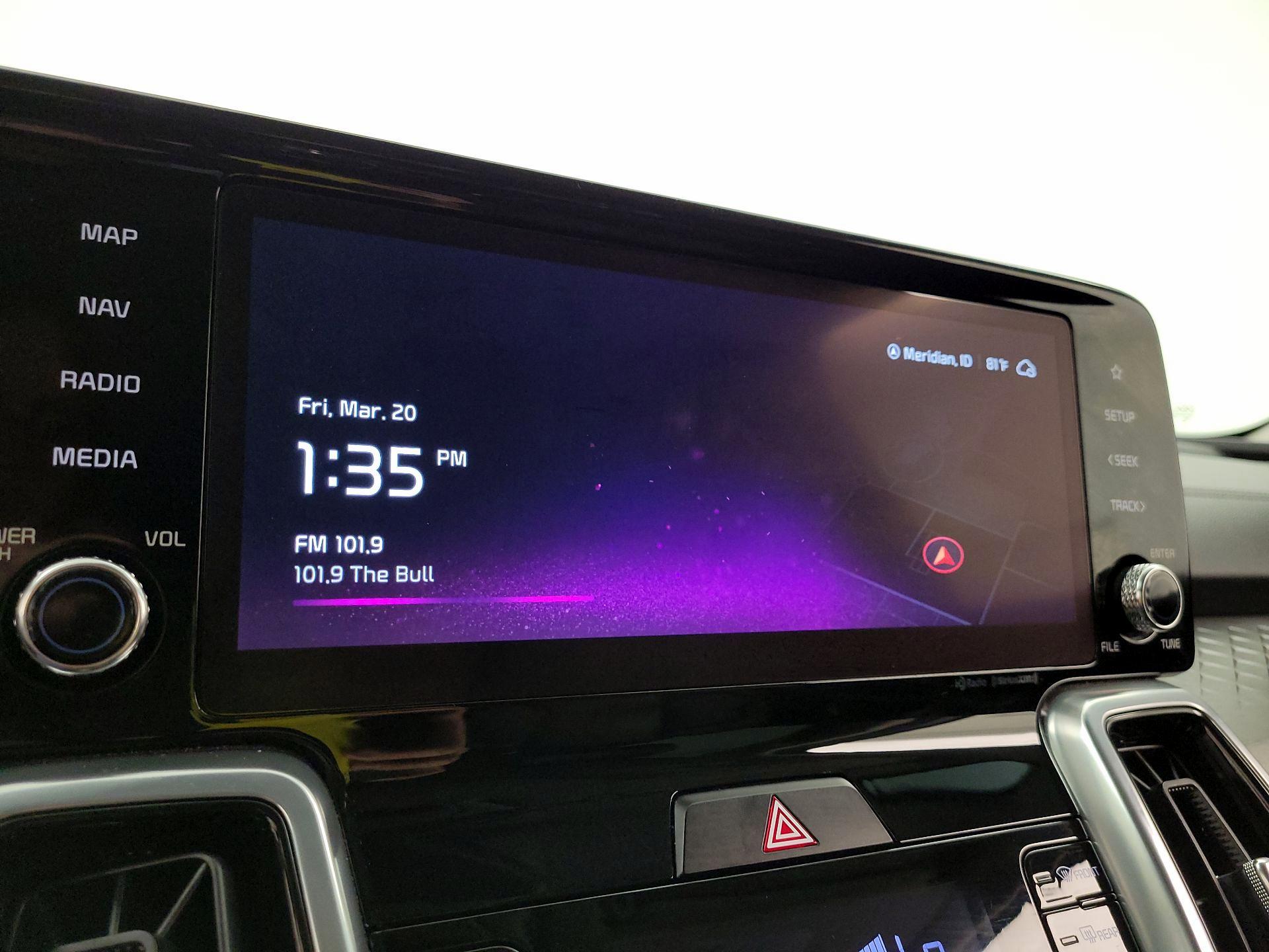 Thumbnail: 2023 Kia Sorento - 16