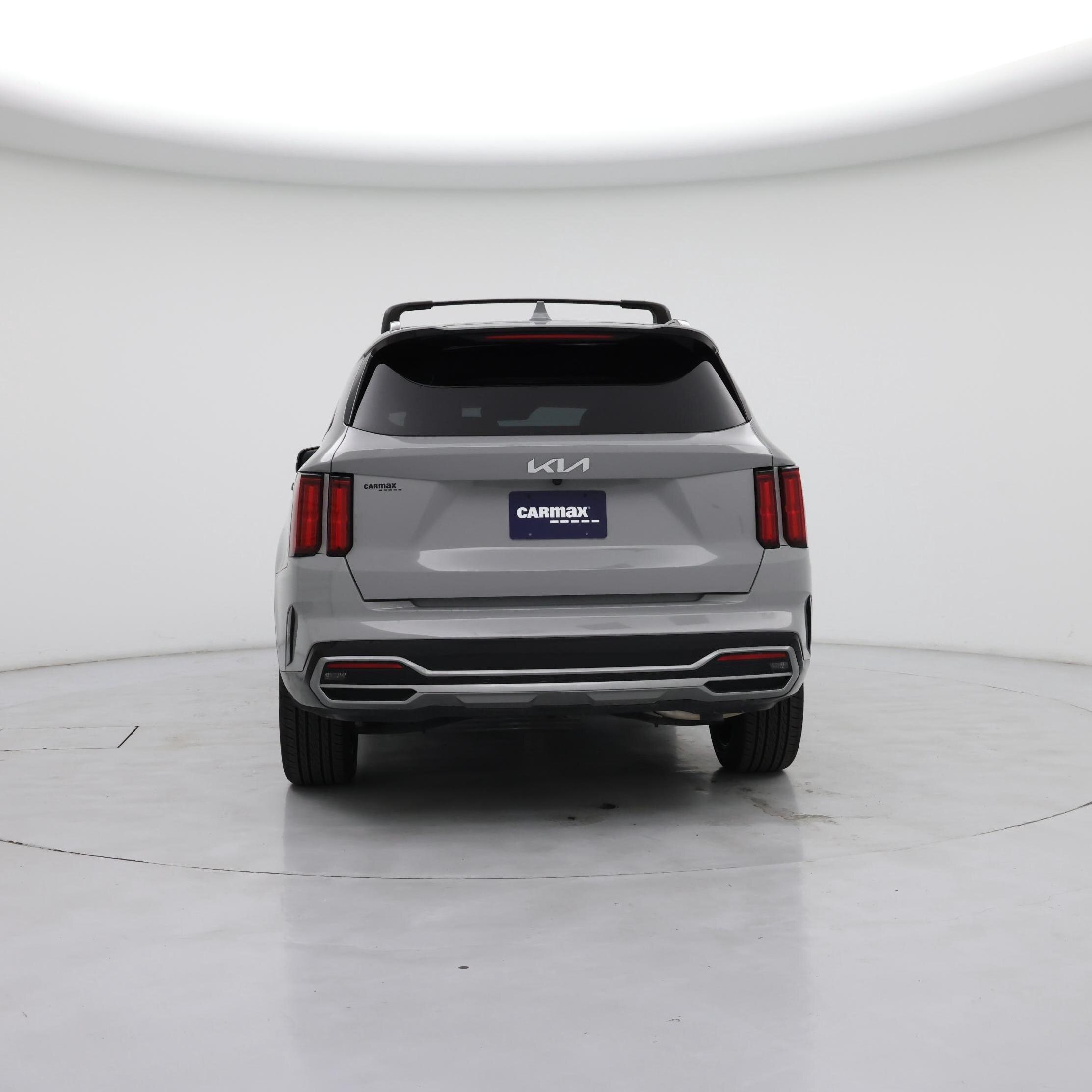 Thumbnail: 2023 Kia Sorento - 6