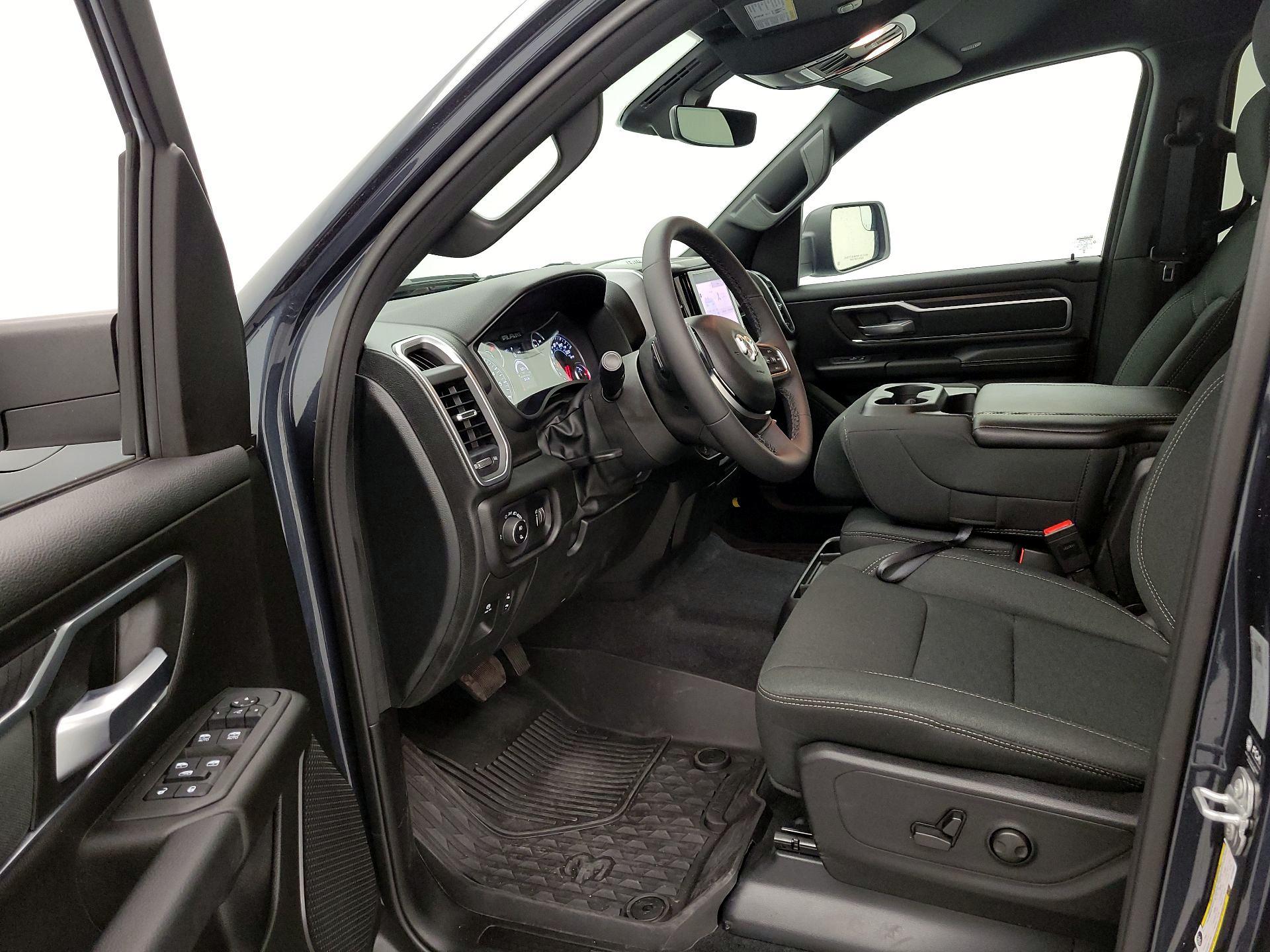 Thumbnail: 2025 RAM 1500 - 11