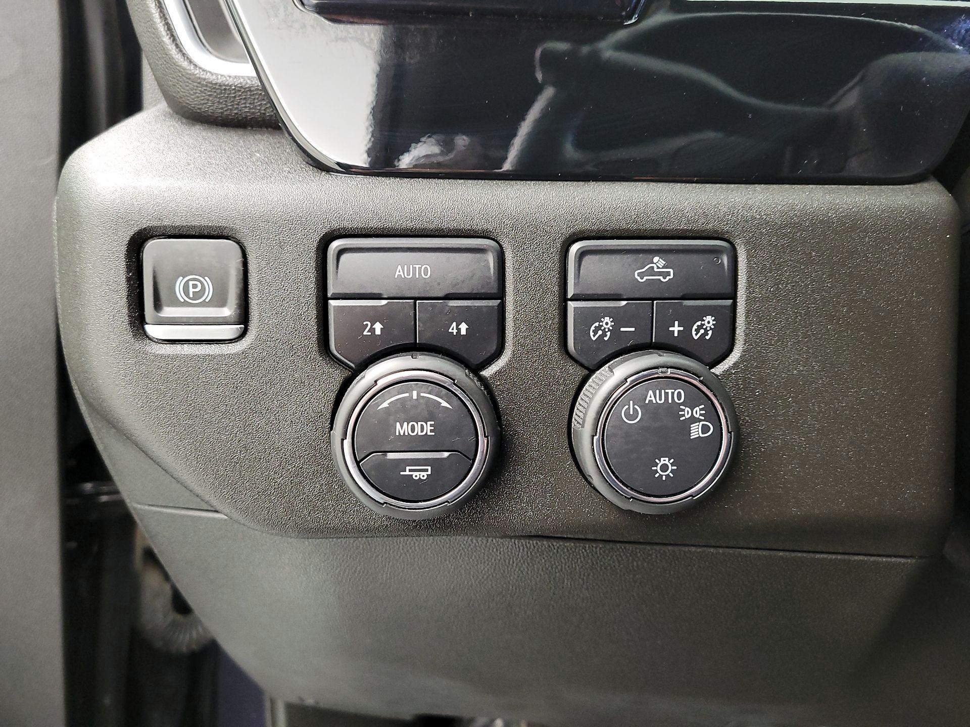 Thumbnail: 2024 Chevrolet Silverado 1500 - 13