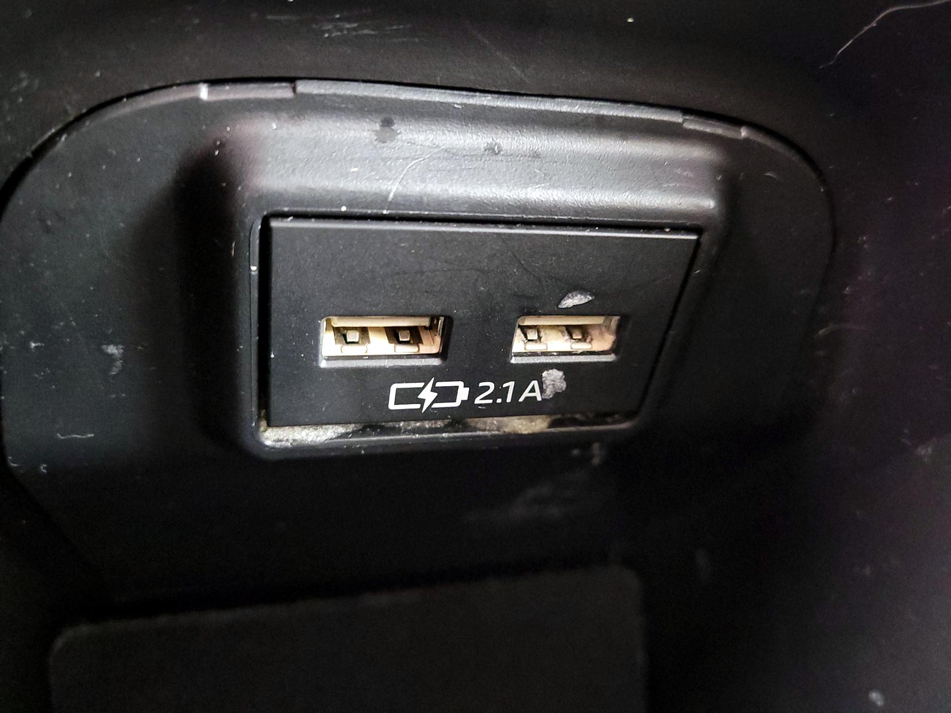 Thumbnail: 2021 Toyota RAV4 - 18