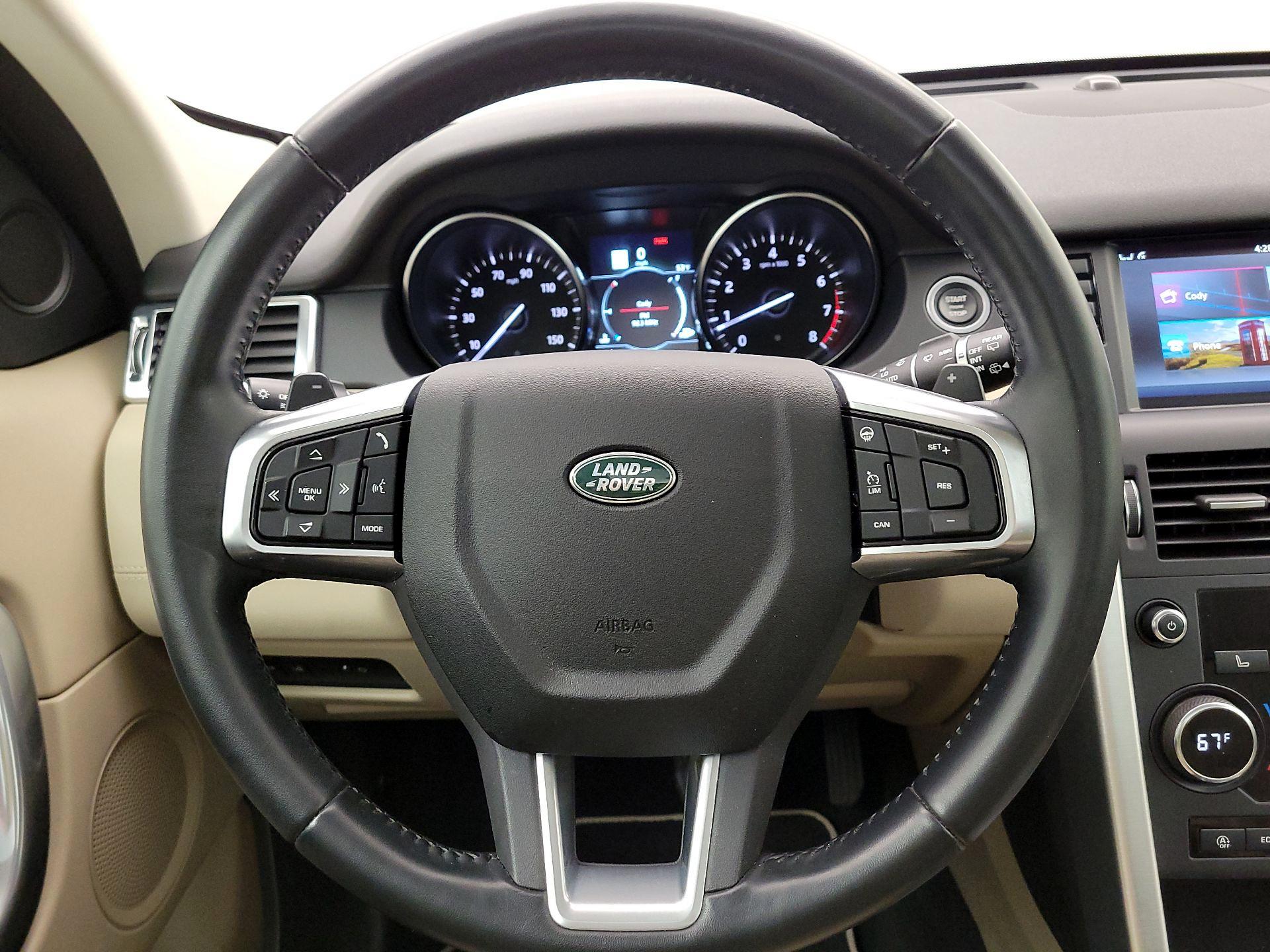 Thumbnail: 2019 Land Rover Discovery Sport - 10