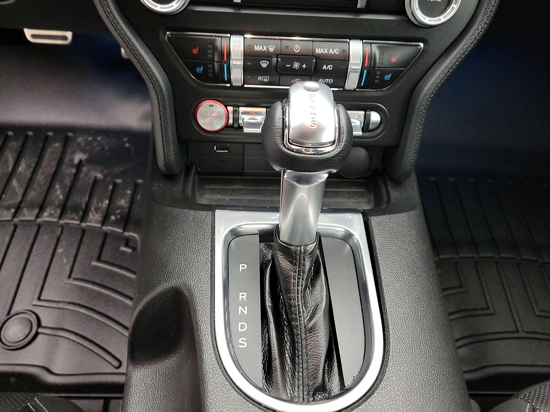 Thumbnail: 2019 Ford Mustang - 17