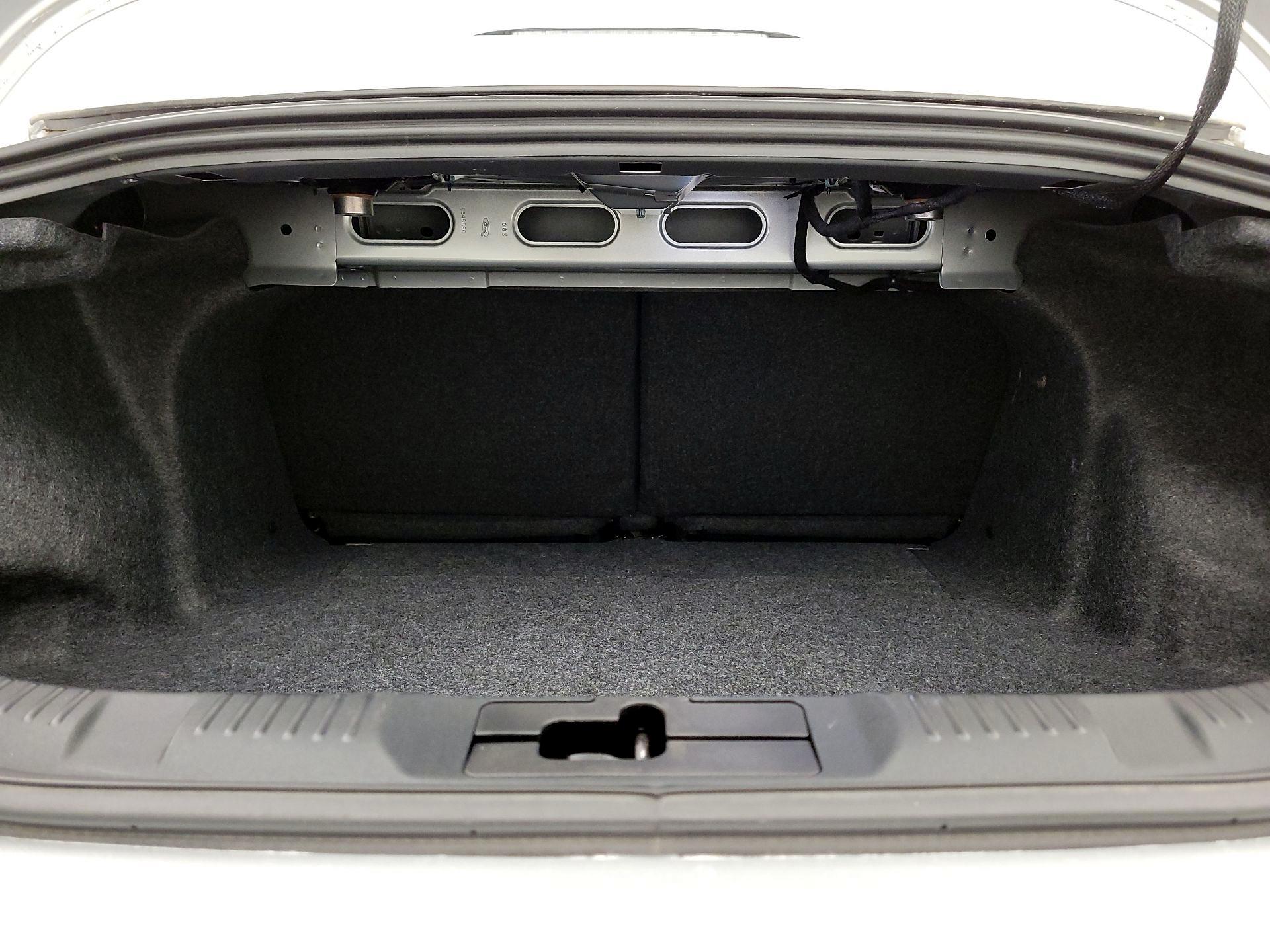 Thumbnail: 2019 Ford Mustang - 20