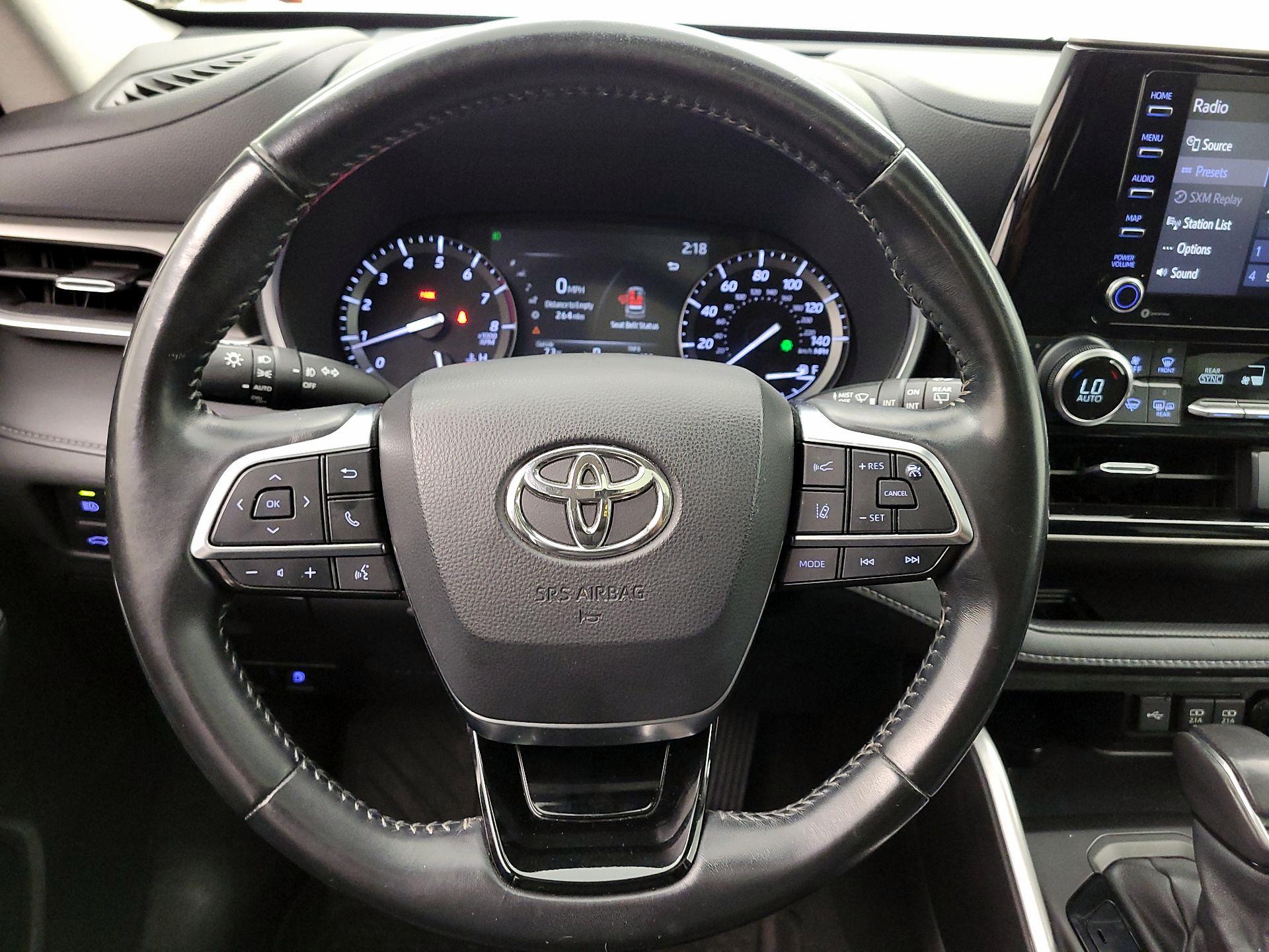 Thumbnail: 2020 Toyota Highlander - 10