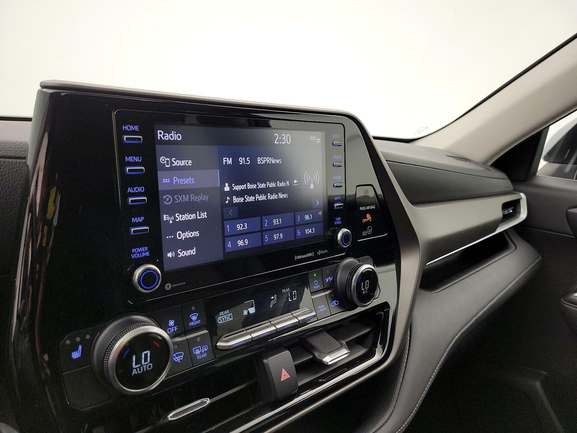 Thumbnail: 2020 Toyota Highlander - 15