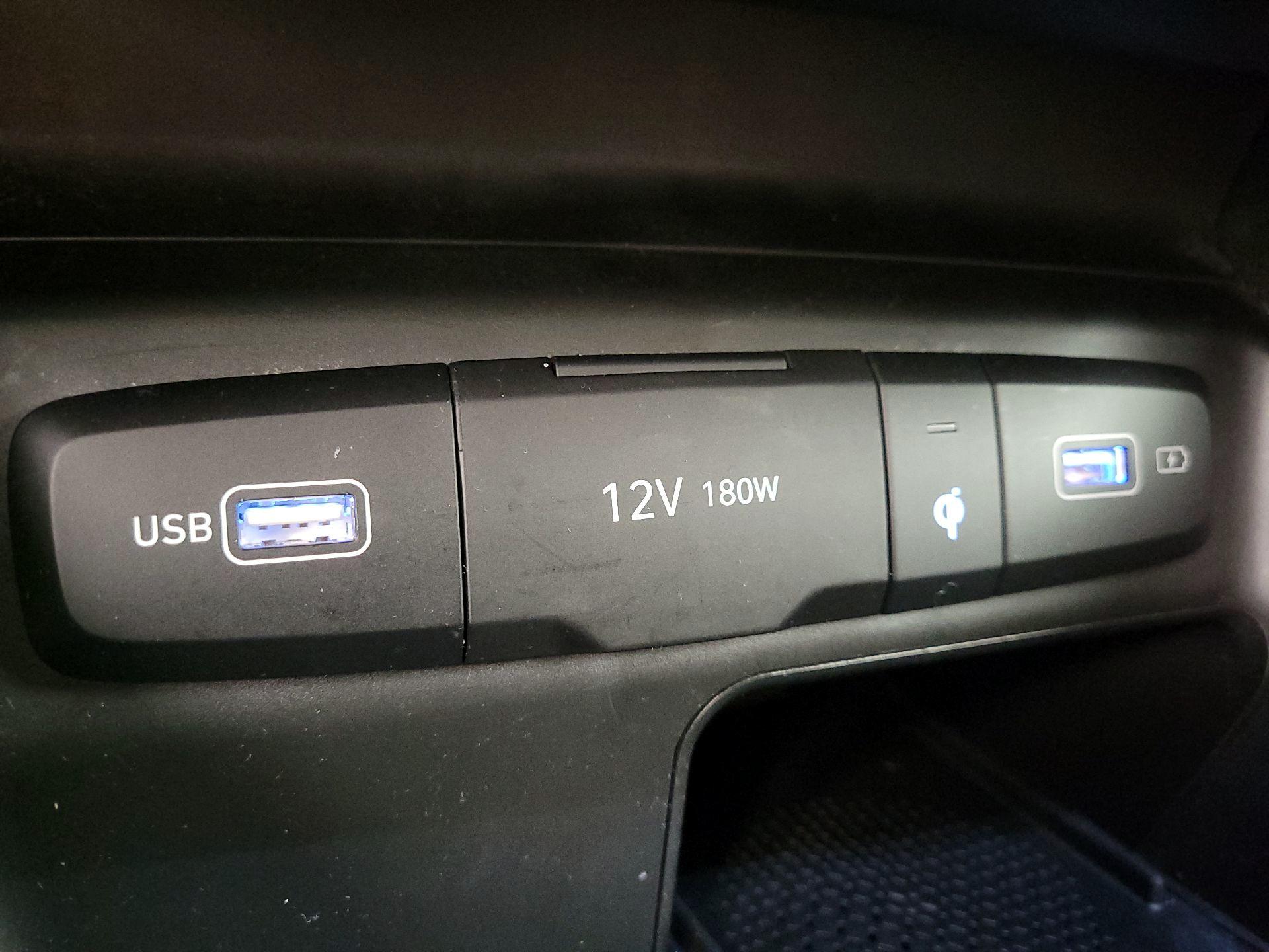 Thumbnail: 2022 Hyundai Santa Cruz - 18