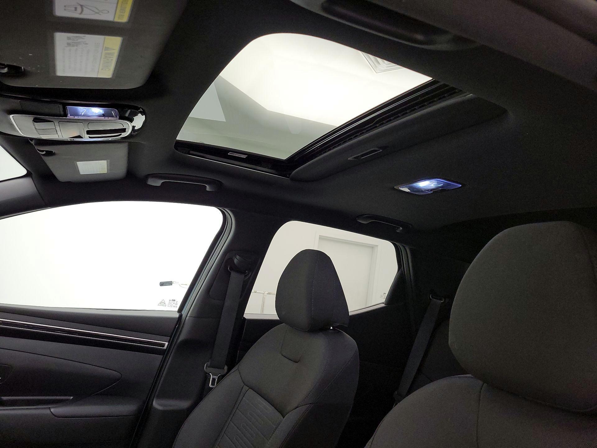 Thumbnail: 2022 Hyundai Santa Cruz - 19