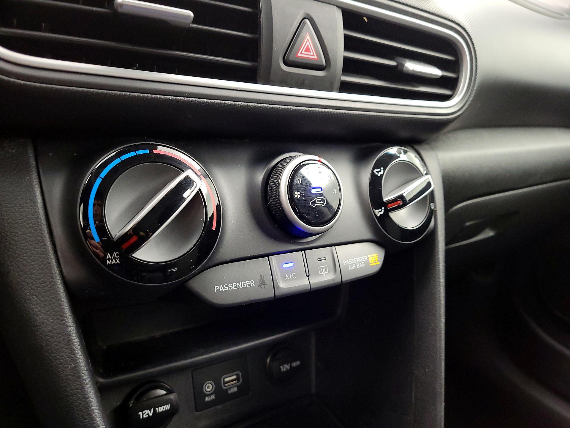 Thumbnail: 2018 Hyundai Kona - 16