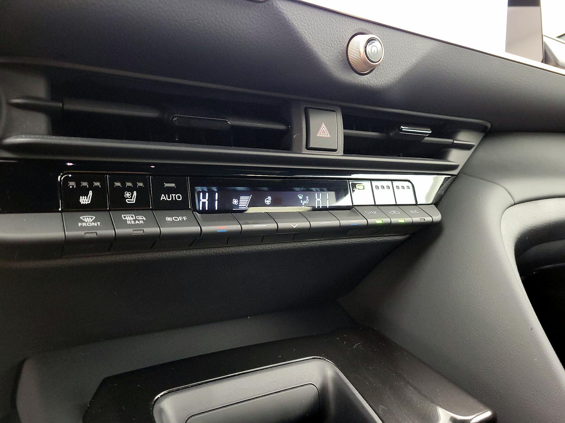 Thumbnail: 2025 Toyota Crown Signia - 16