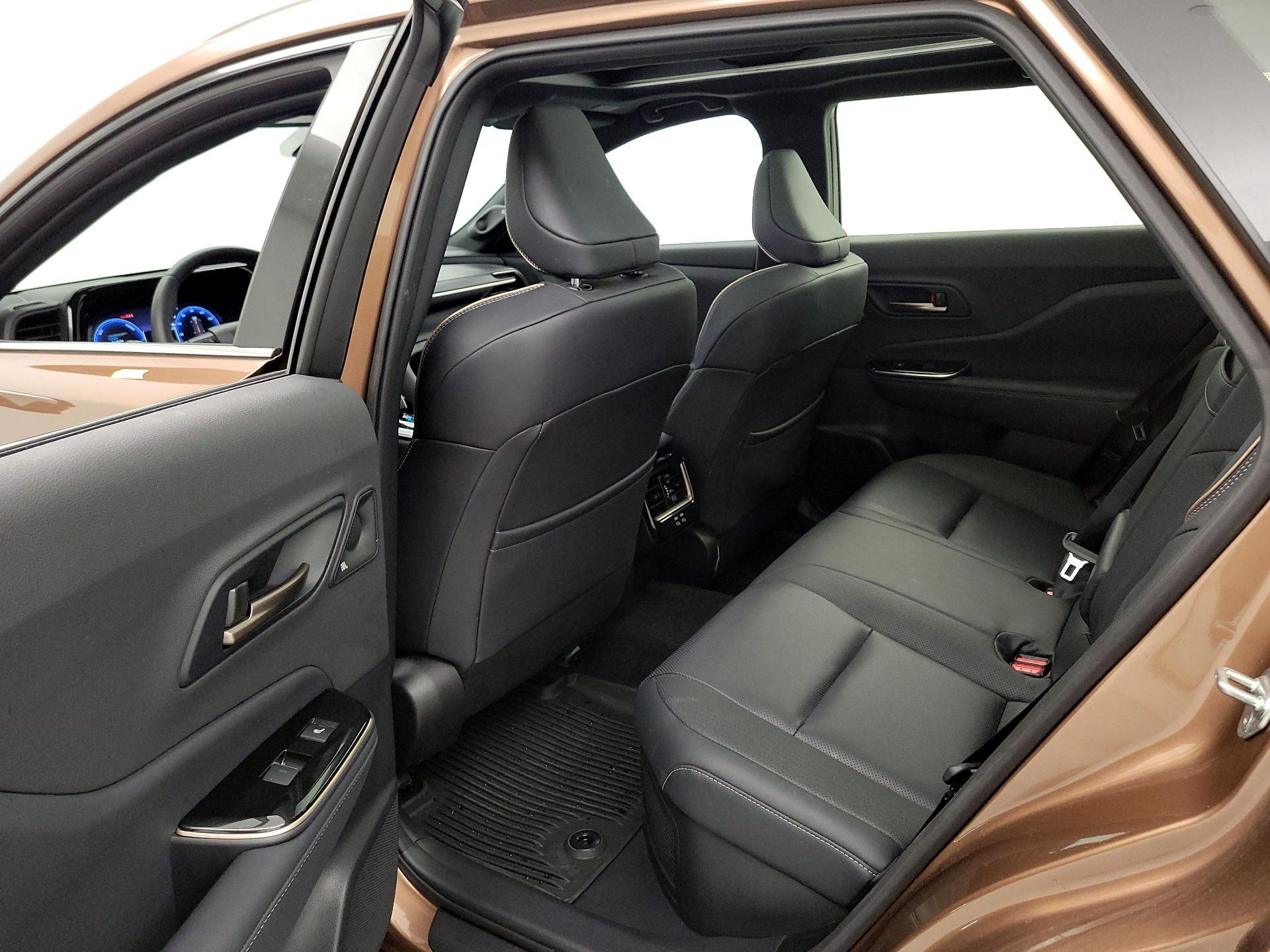 Thumbnail: 2025 Toyota Crown Signia - 20