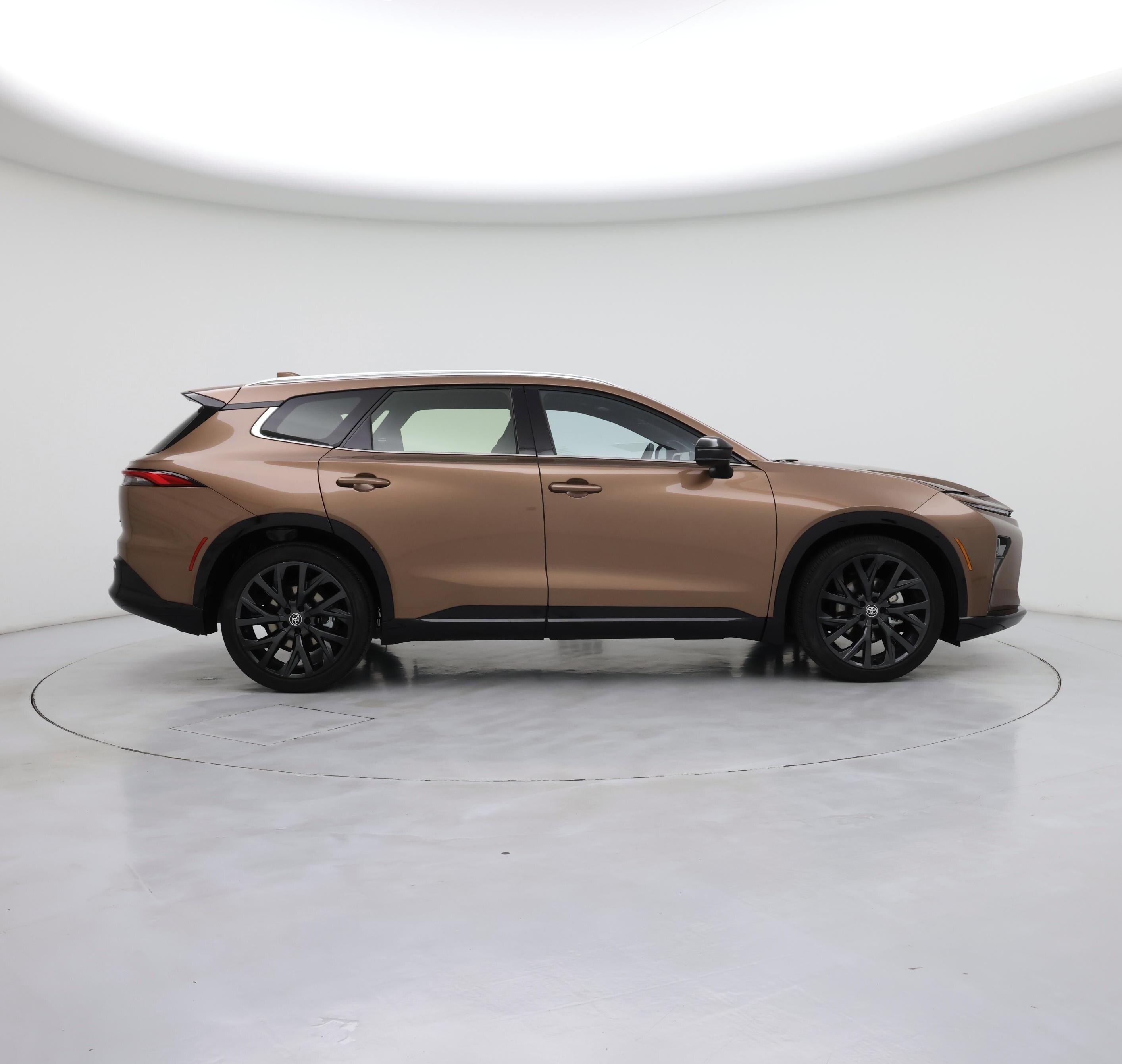 Thumbnail: 2025 Toyota Crown Signia - 7