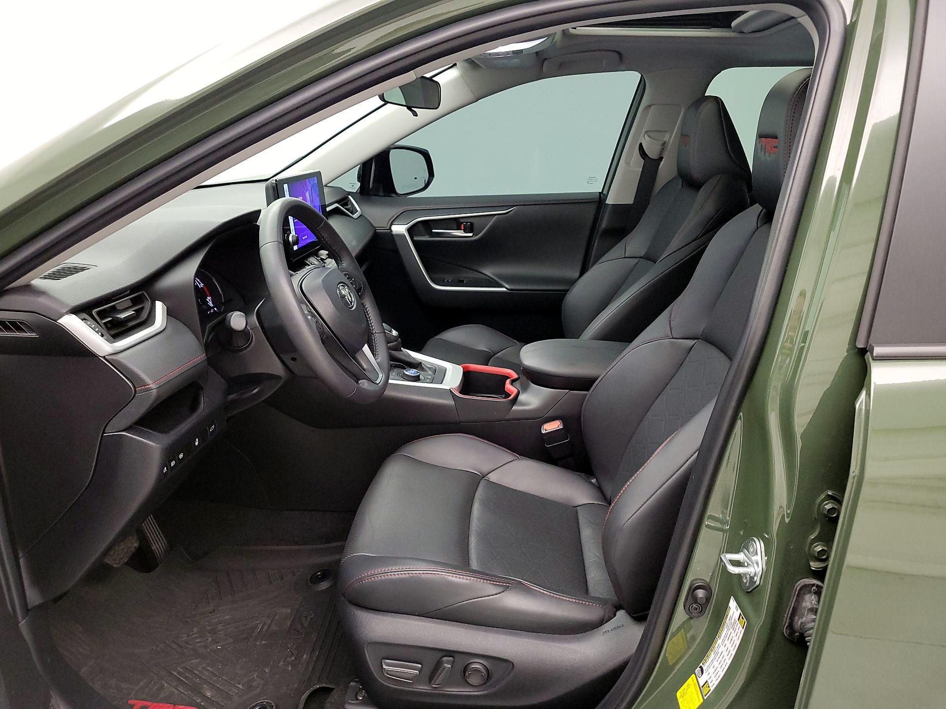 Thumbnail: 2024 Toyota RAV4 - 11