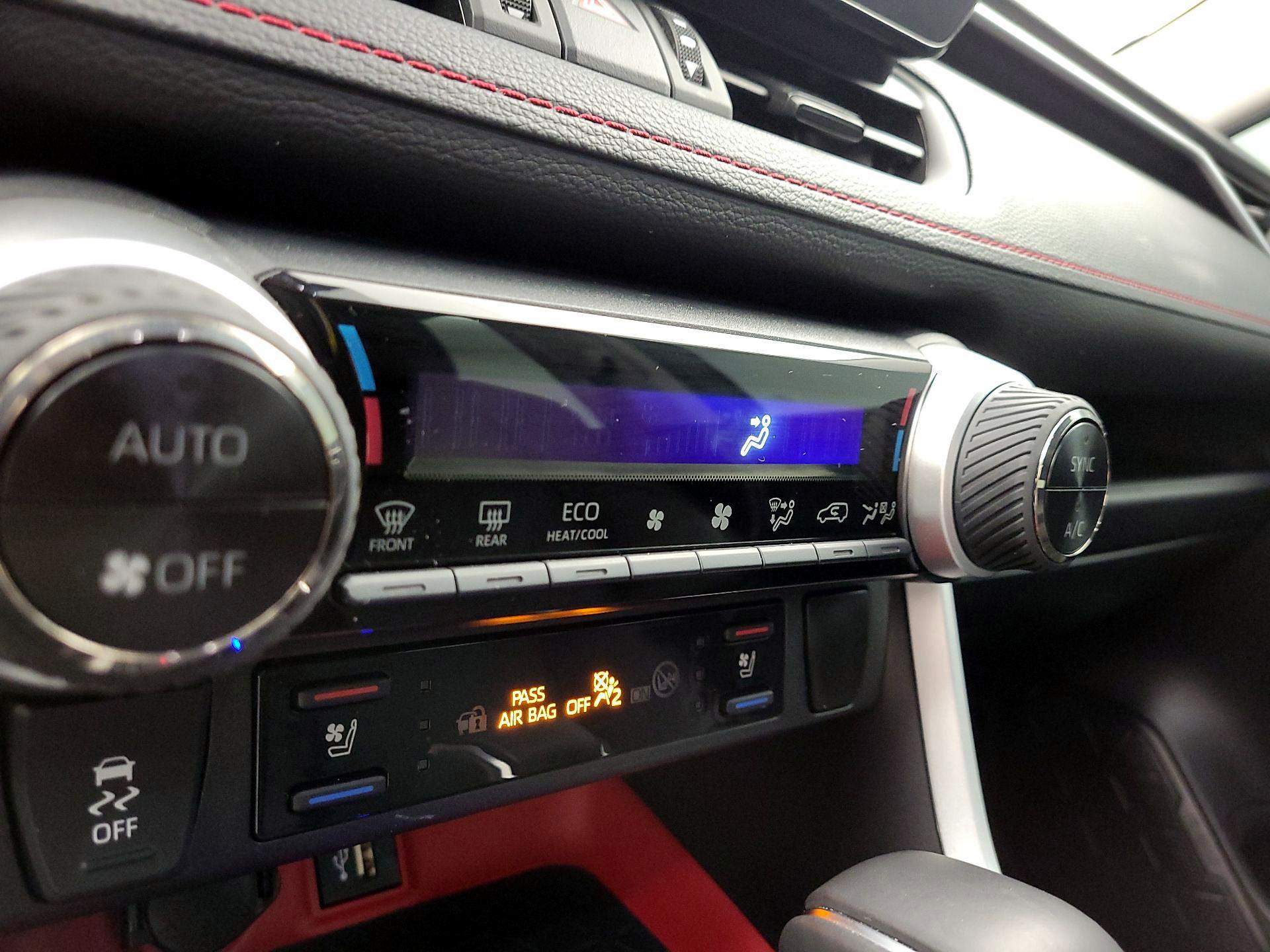 Thumbnail: 2024 Toyota RAV4 - 16