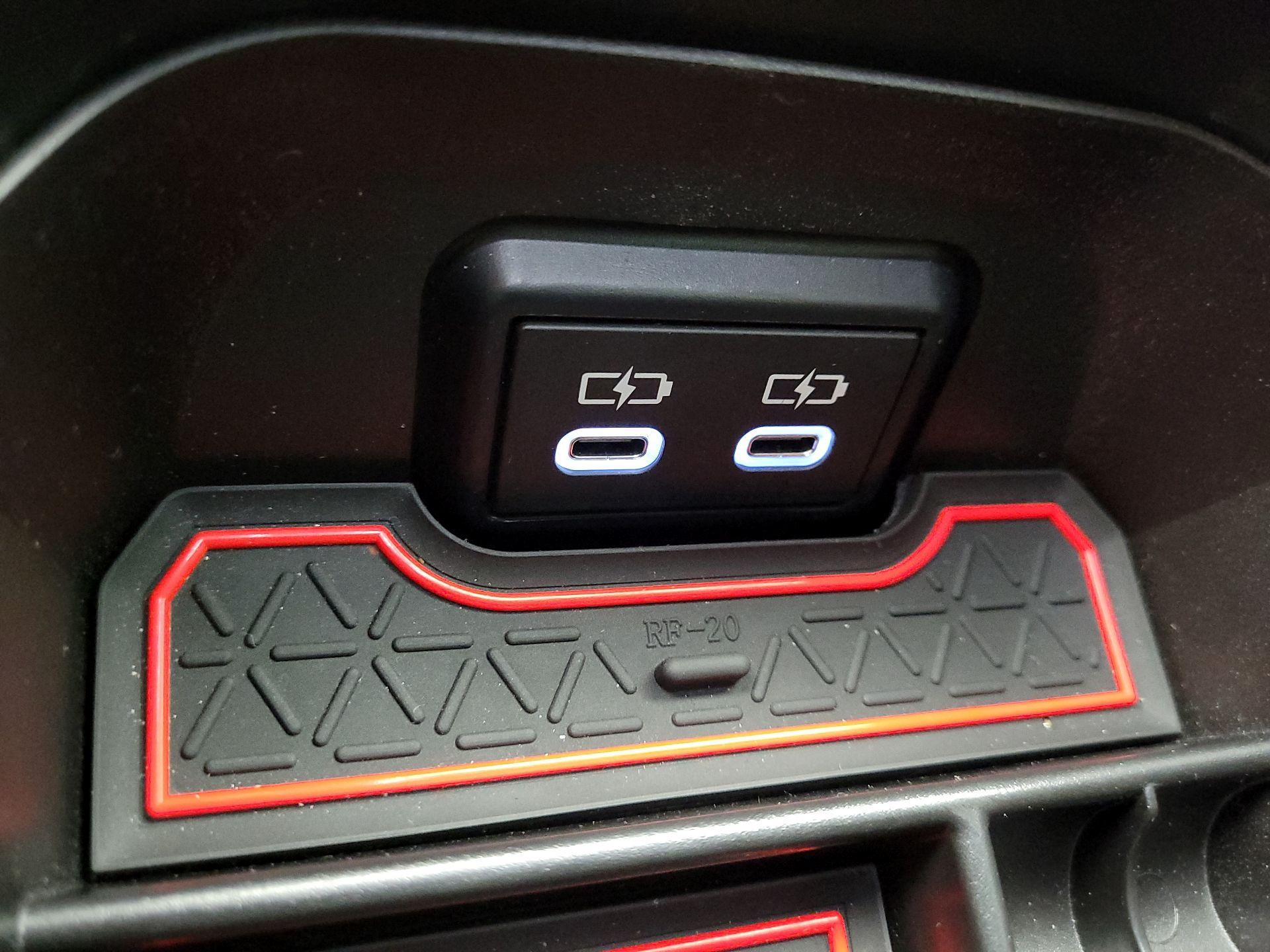 Thumbnail: 2024 Toyota RAV4 - 18