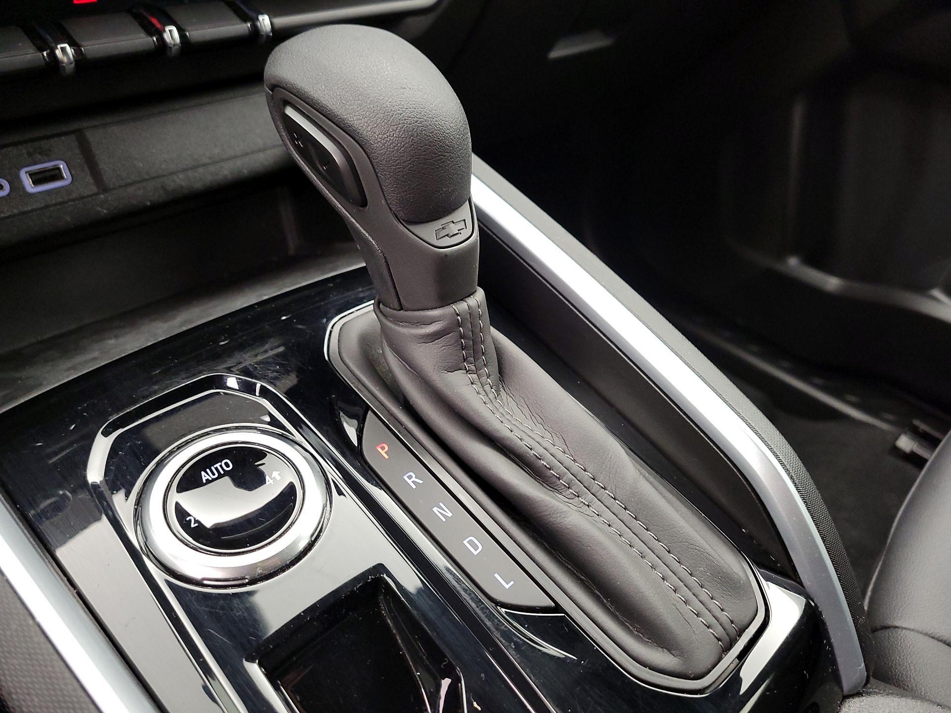 Thumbnail: 2024 Chevrolet Colorado - 17