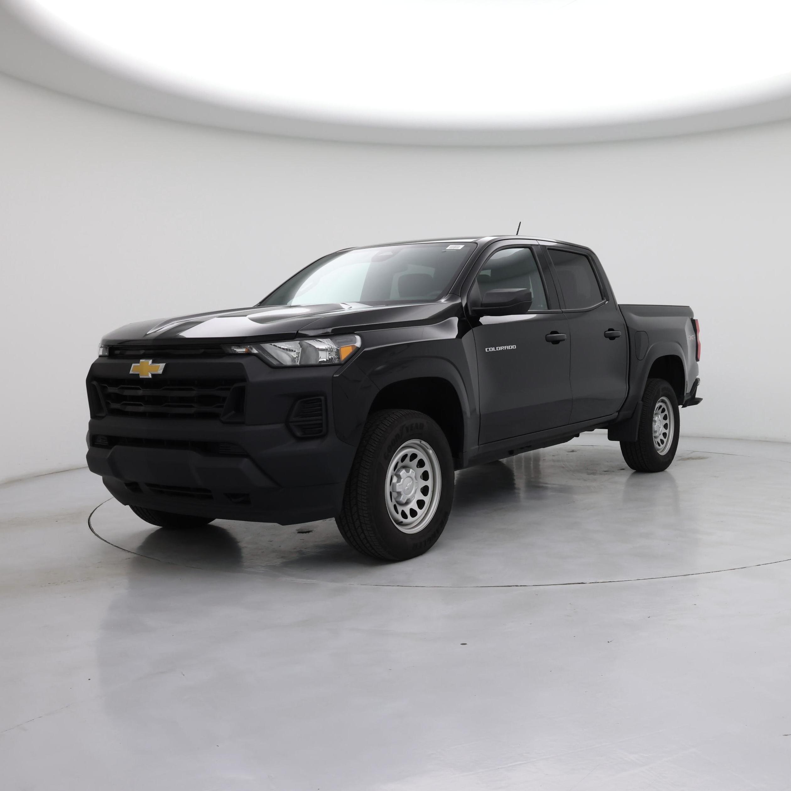 Thumbnail: 2024 Chevrolet Colorado - 4
