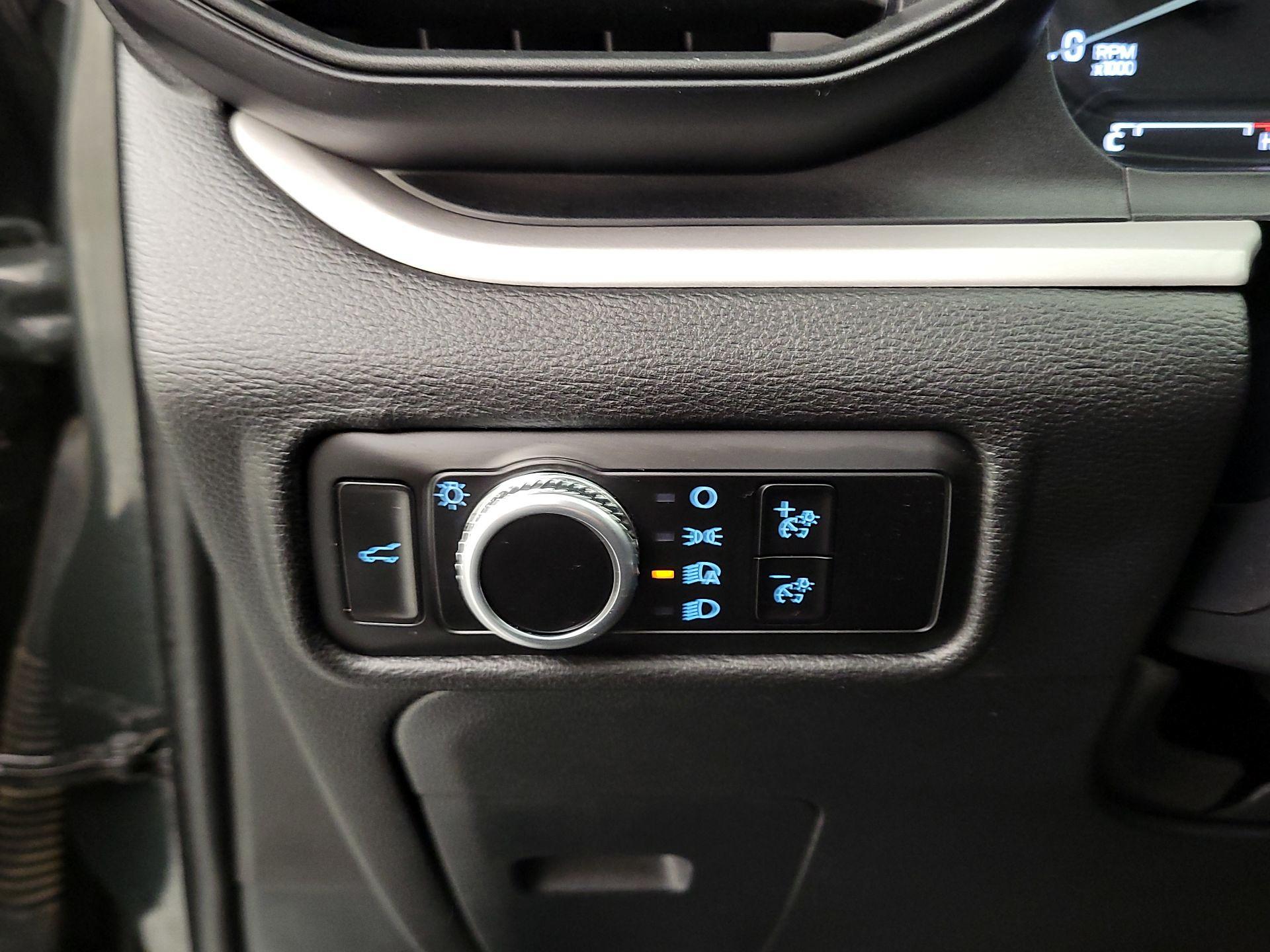 Thumbnail: 2023 Ford Explorer - 13