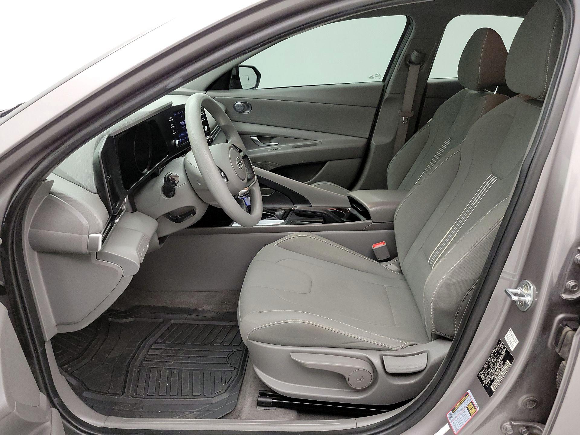 Thumbnail: 2021 Hyundai Elantra - 11