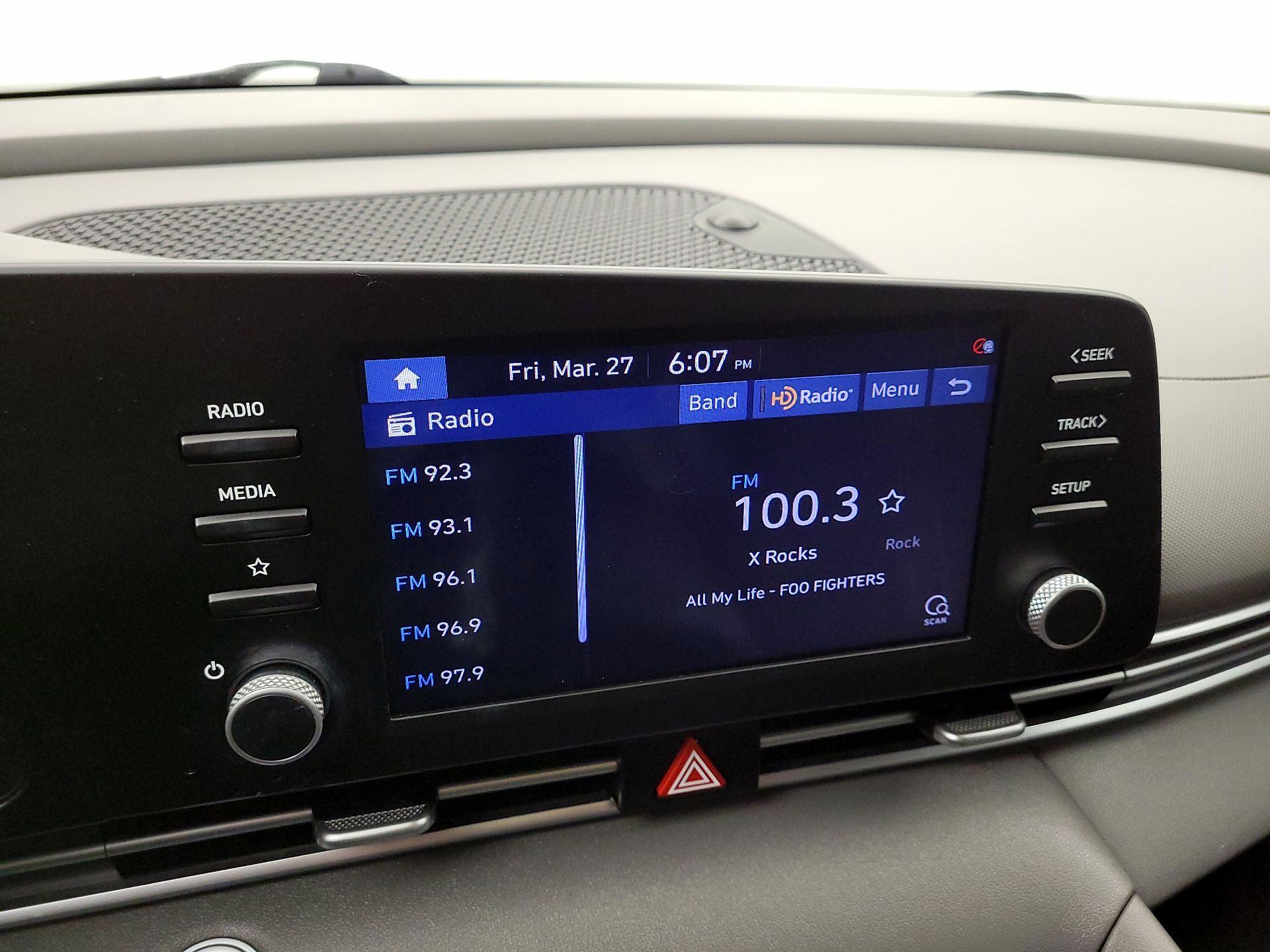 Thumbnail: 2021 Hyundai Elantra - 15