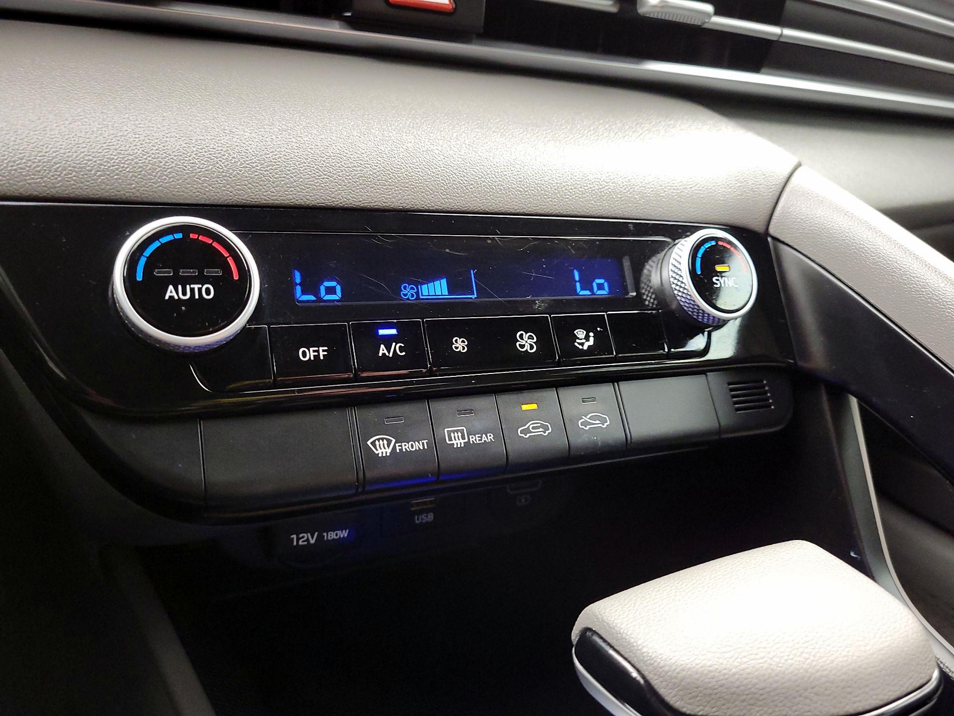 Thumbnail: 2021 Hyundai Elantra - 16