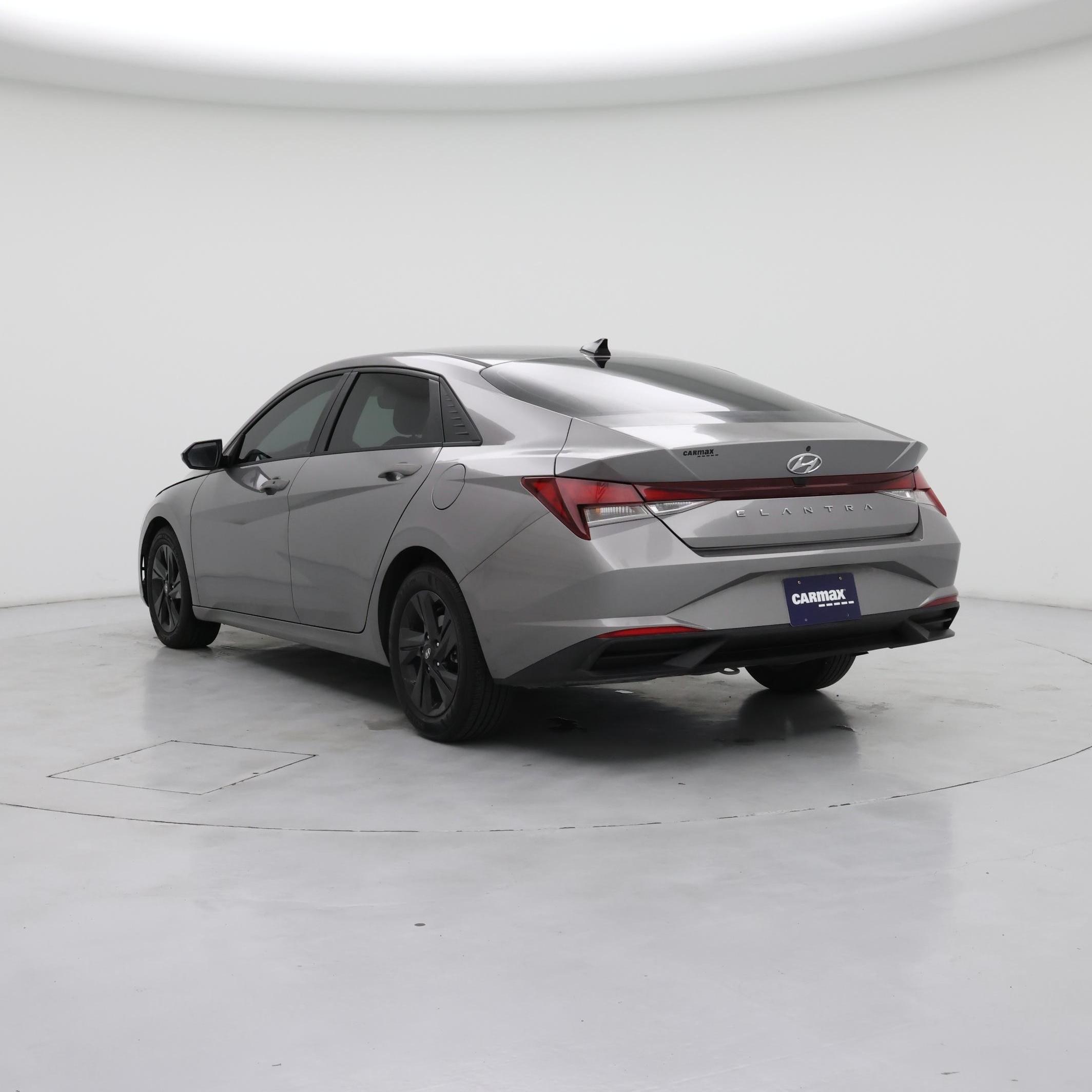 Thumbnail: 2021 Hyundai Elantra - 2