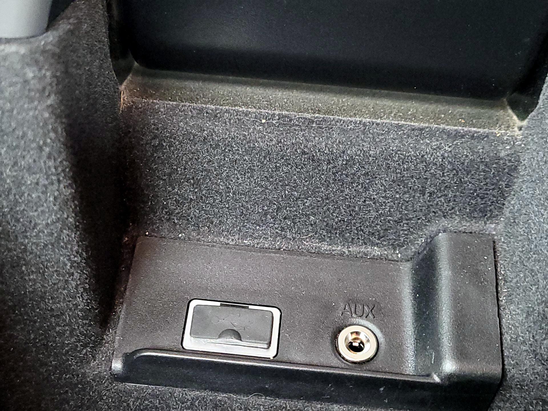 Thumbnail: 2016 Volvo V60 - 19