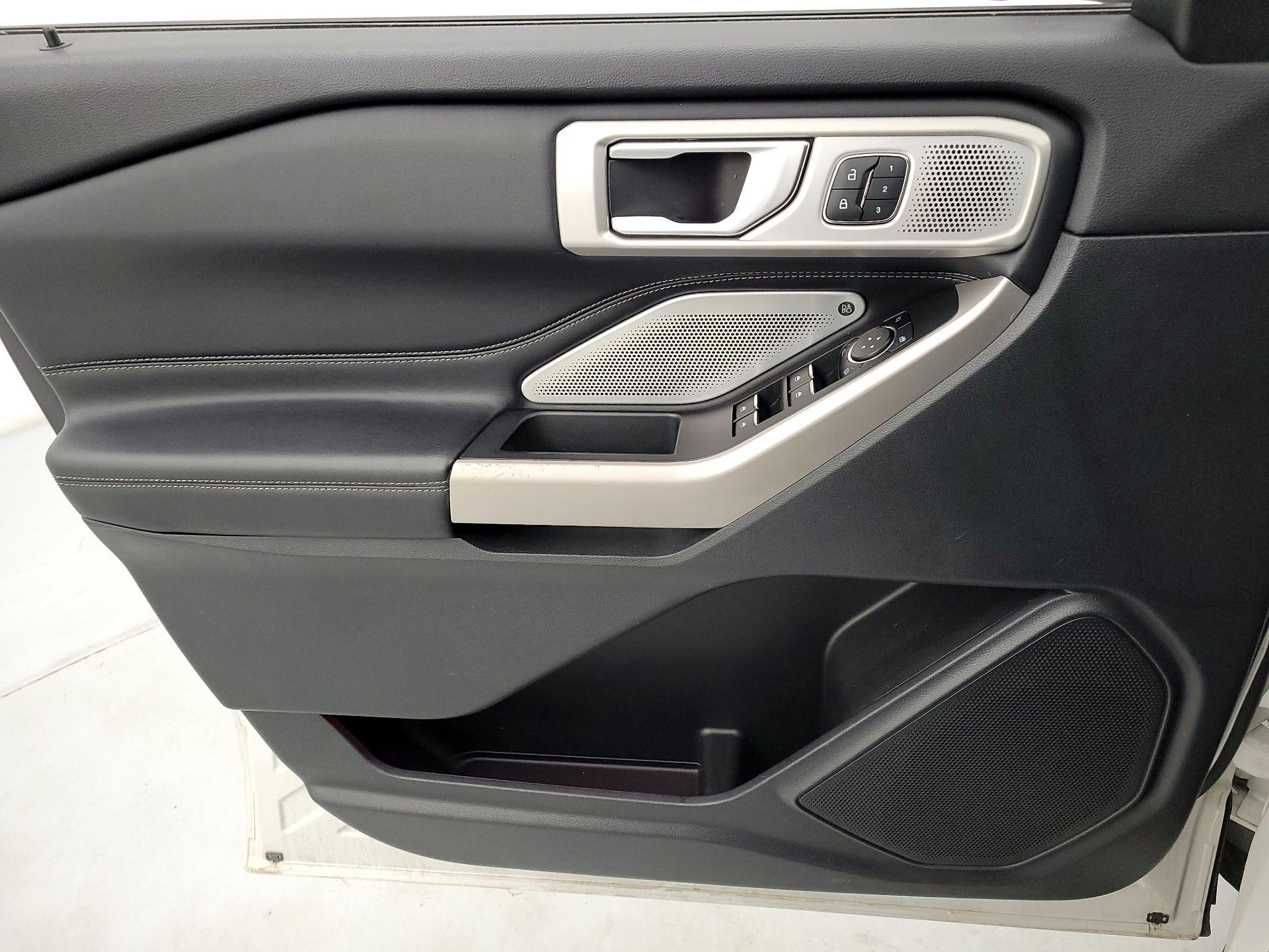 Thumbnail: 2022 Ford Explorer - 12