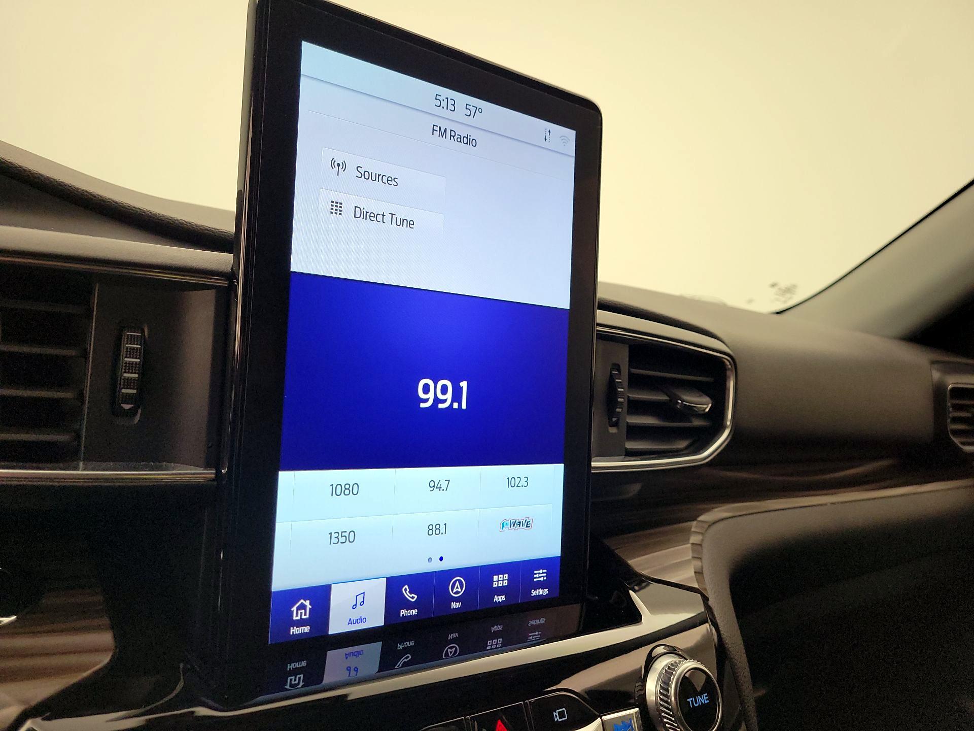 Thumbnail: 2022 Ford Explorer - 16