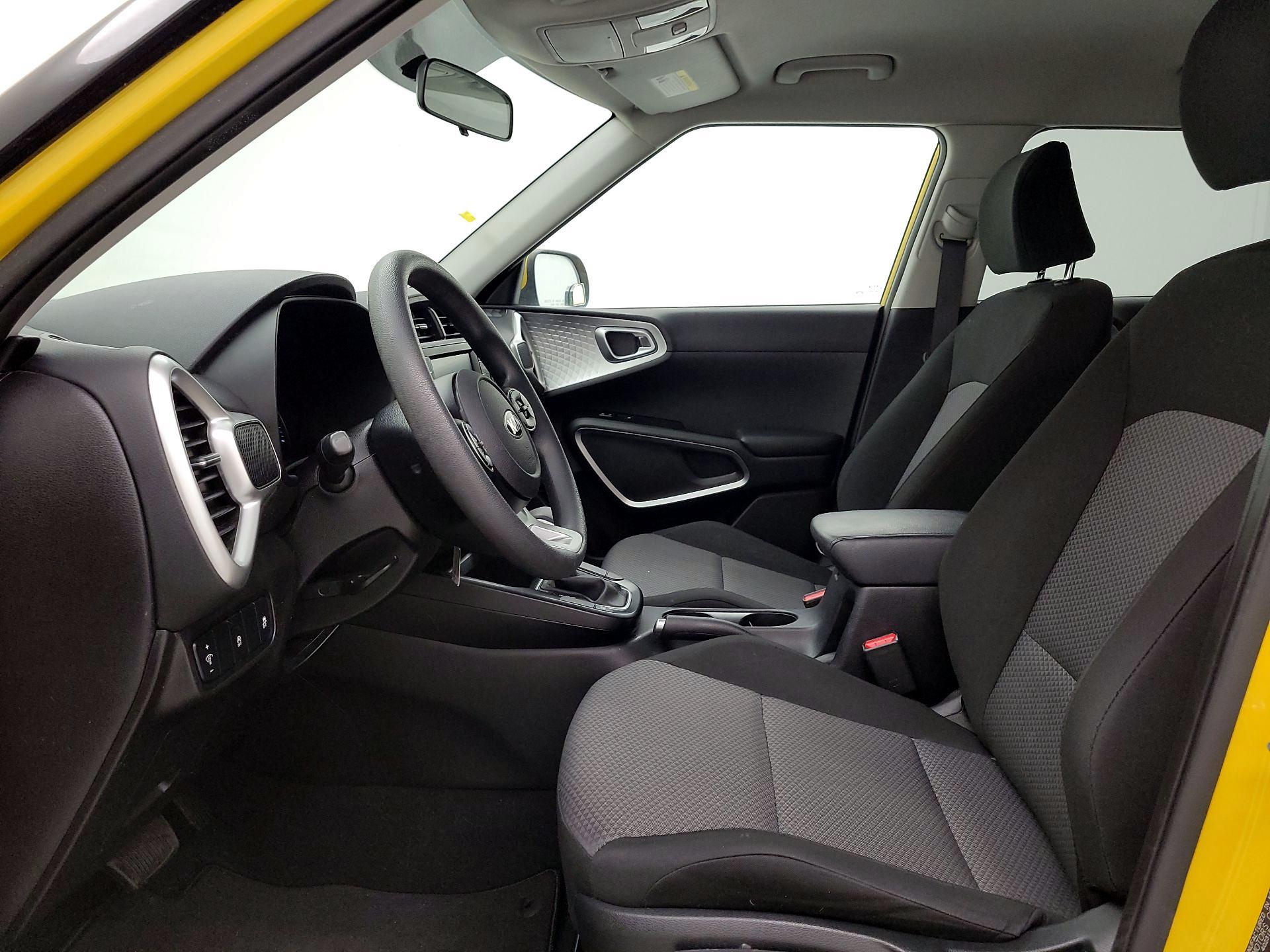 Thumbnail: 2020 Kia Soul - 11