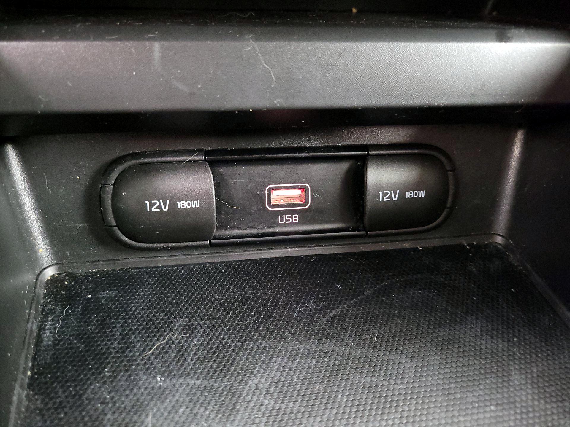 Thumbnail: 2020 Kia Soul - 18