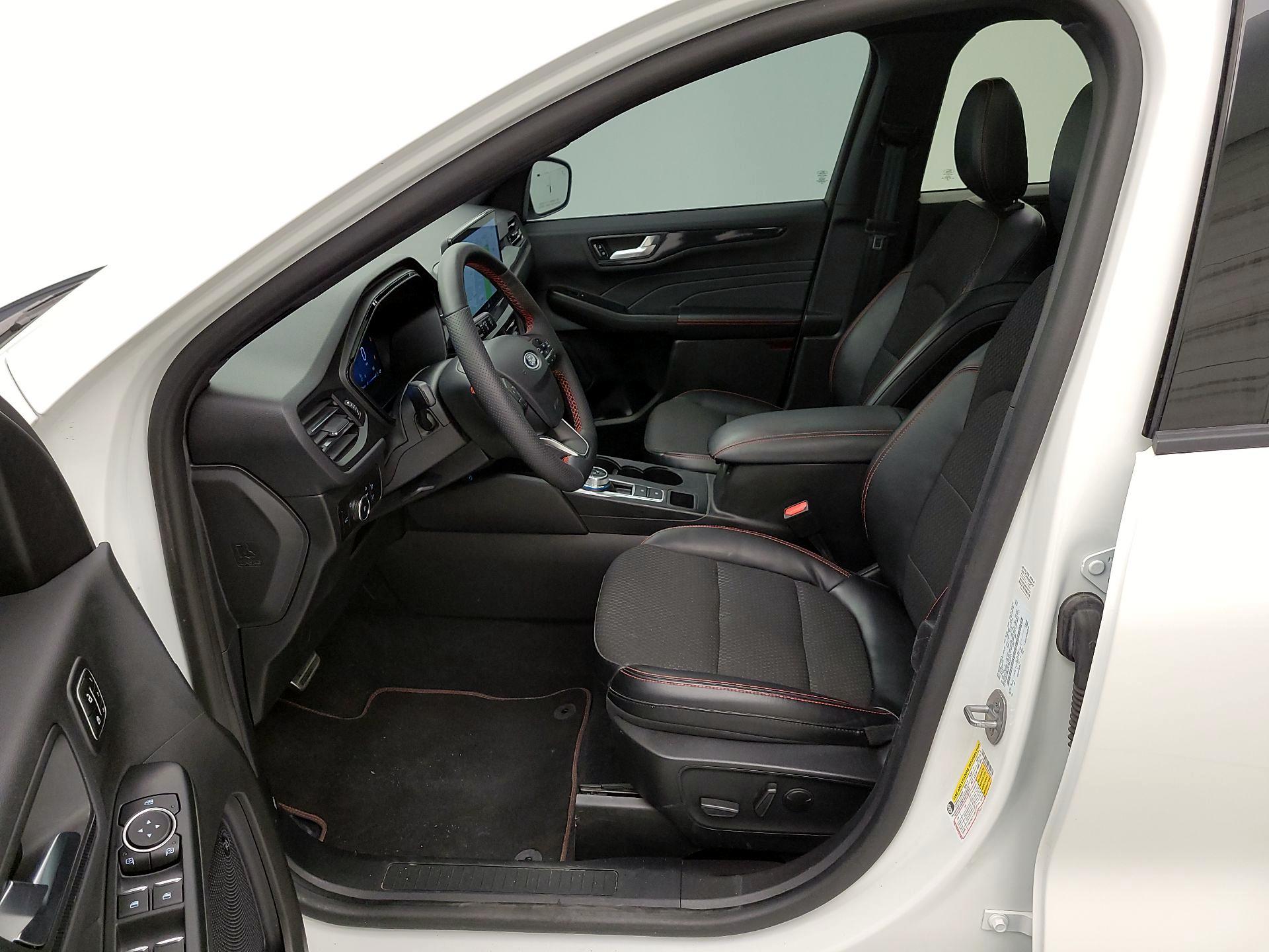 Thumbnail: 2023 Ford Escape - 11