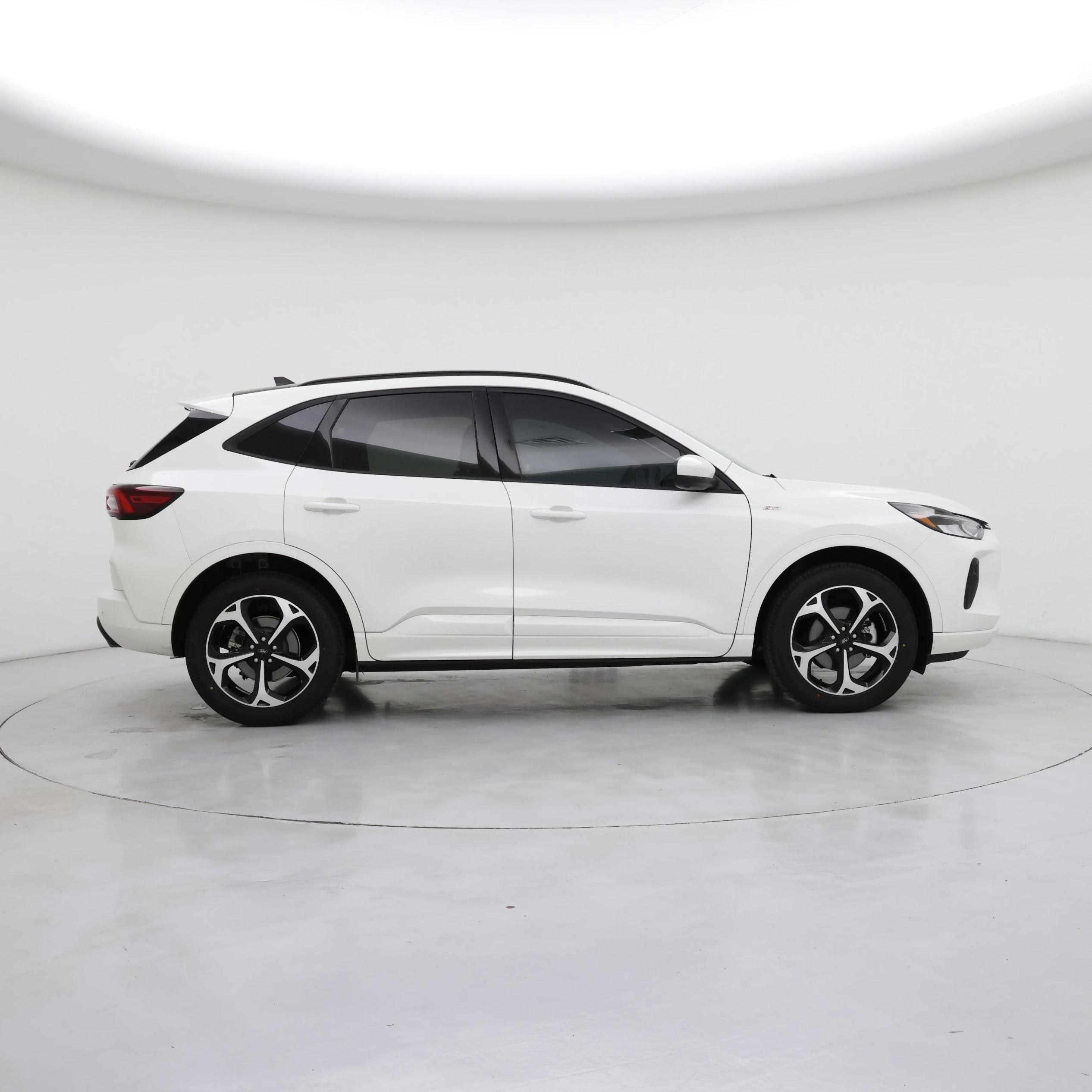 Thumbnail: 2023 Ford Escape - 7