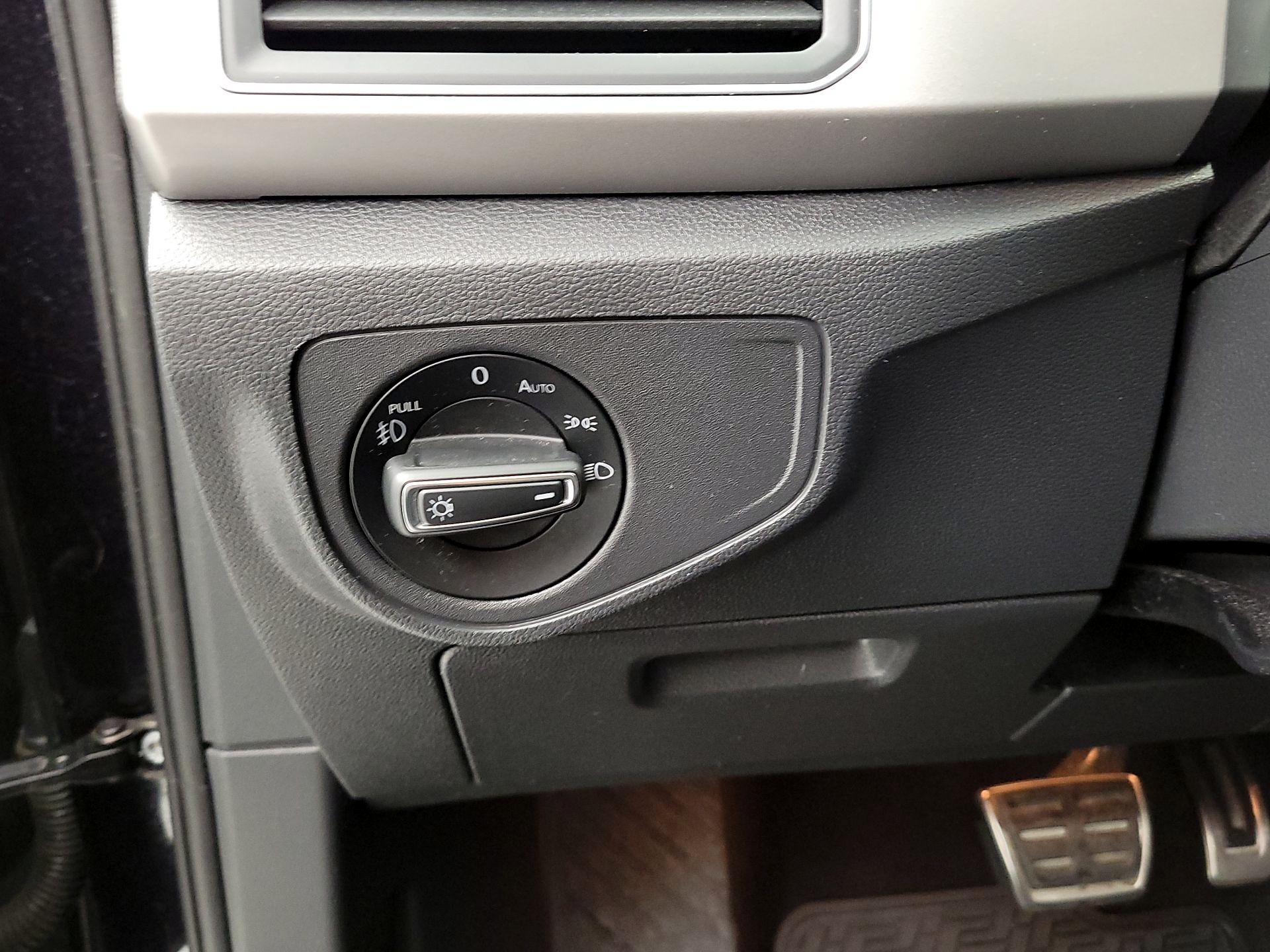 Thumbnail: 2019 Volkswagen Atlas - 13