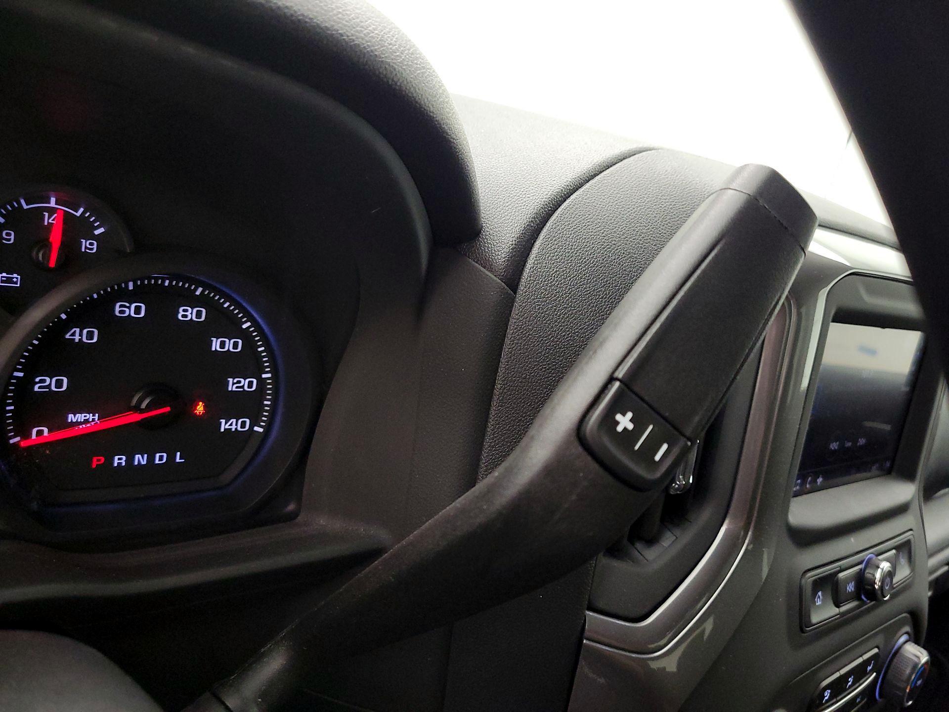 Thumbnail: 2025 Chevrolet Silverado 1500 - 17