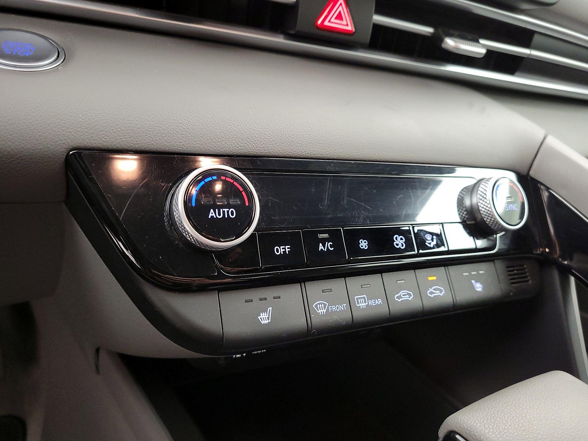 Thumbnail: 2023 Hyundai Elantra - 16