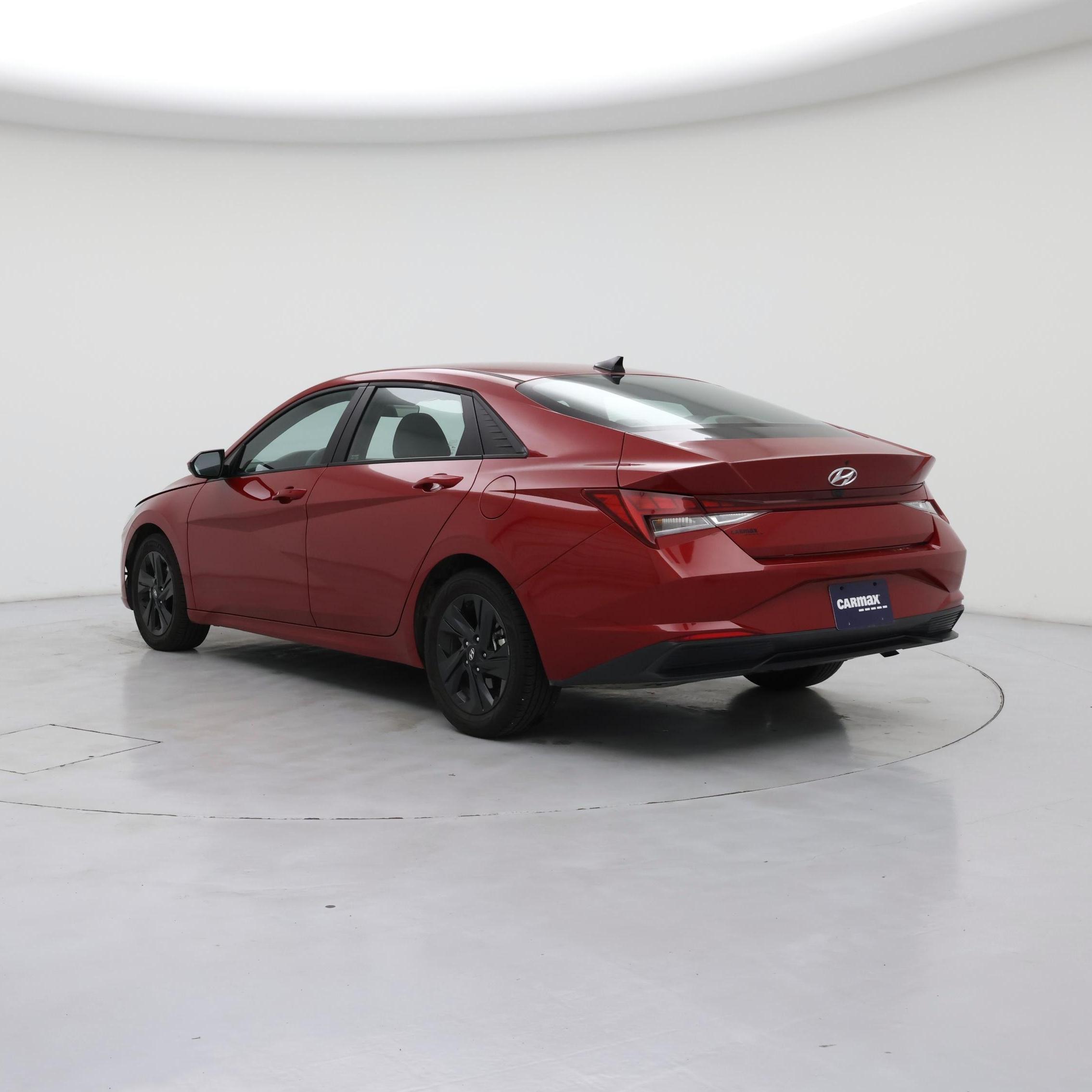 Thumbnail: 2023 Hyundai Elantra - 2