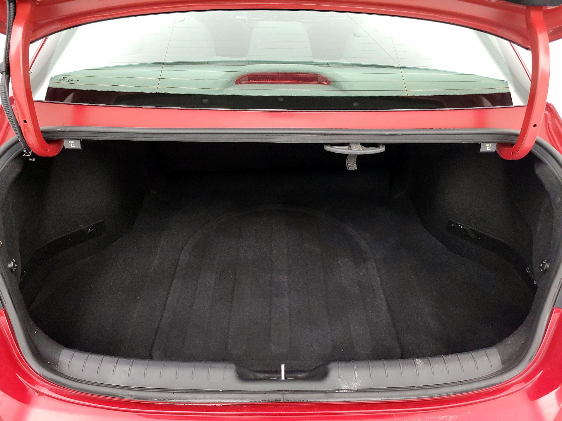 Thumbnail: 2023 Hyundai Elantra - 20