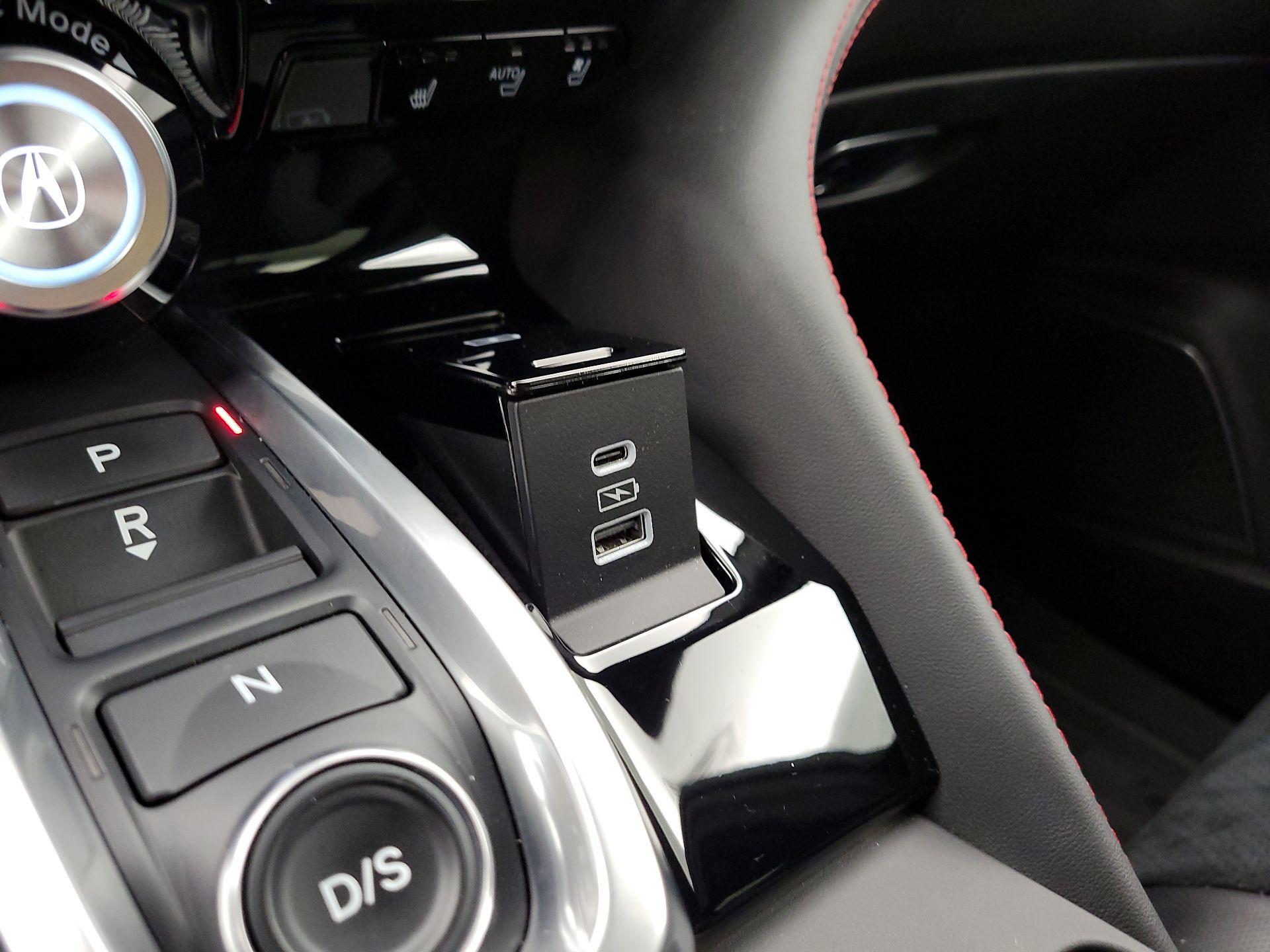 Thumbnail: 2023 Acura MDX - 19