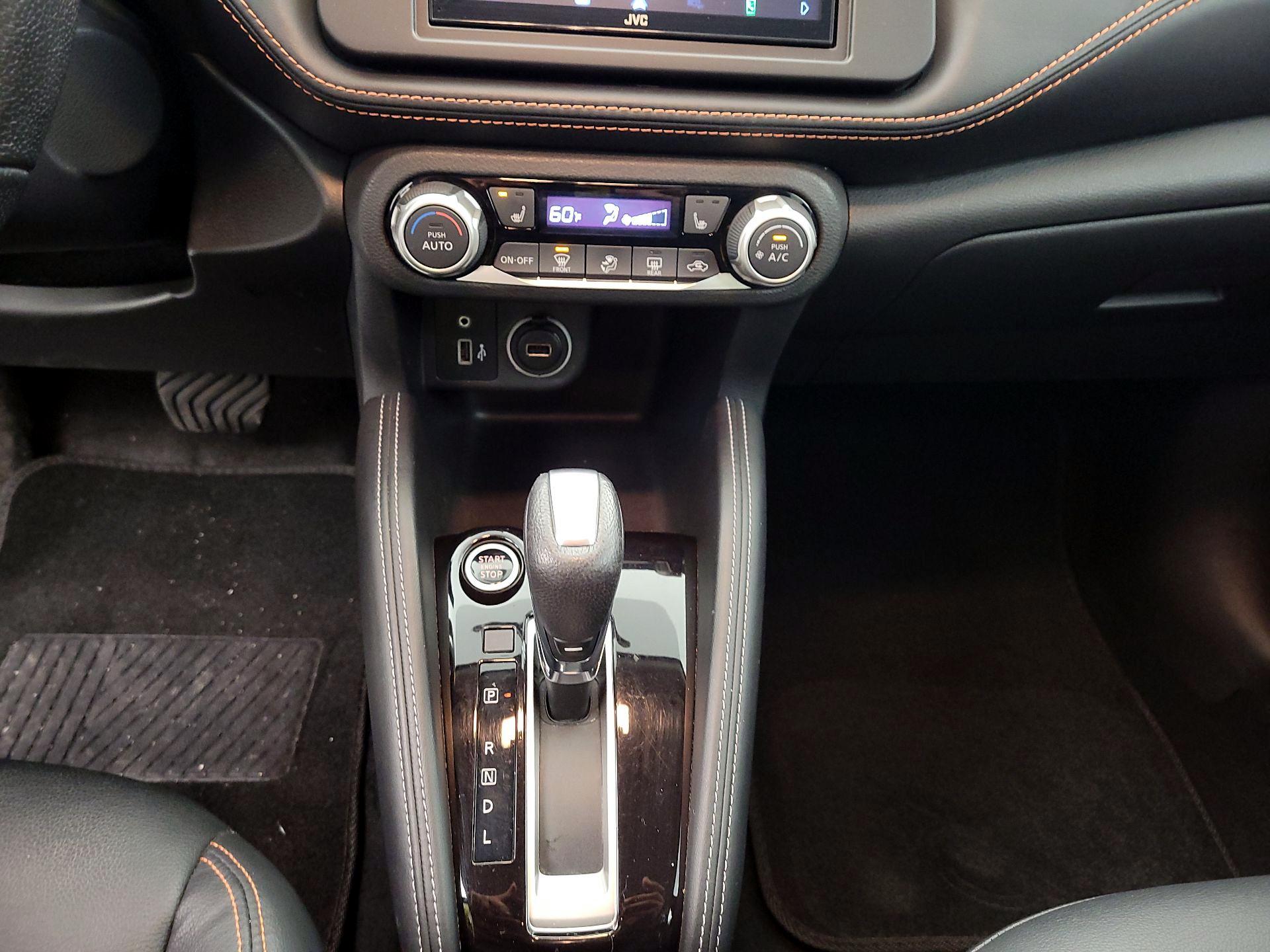 Thumbnail: 2019 Nissan Kicks - 17