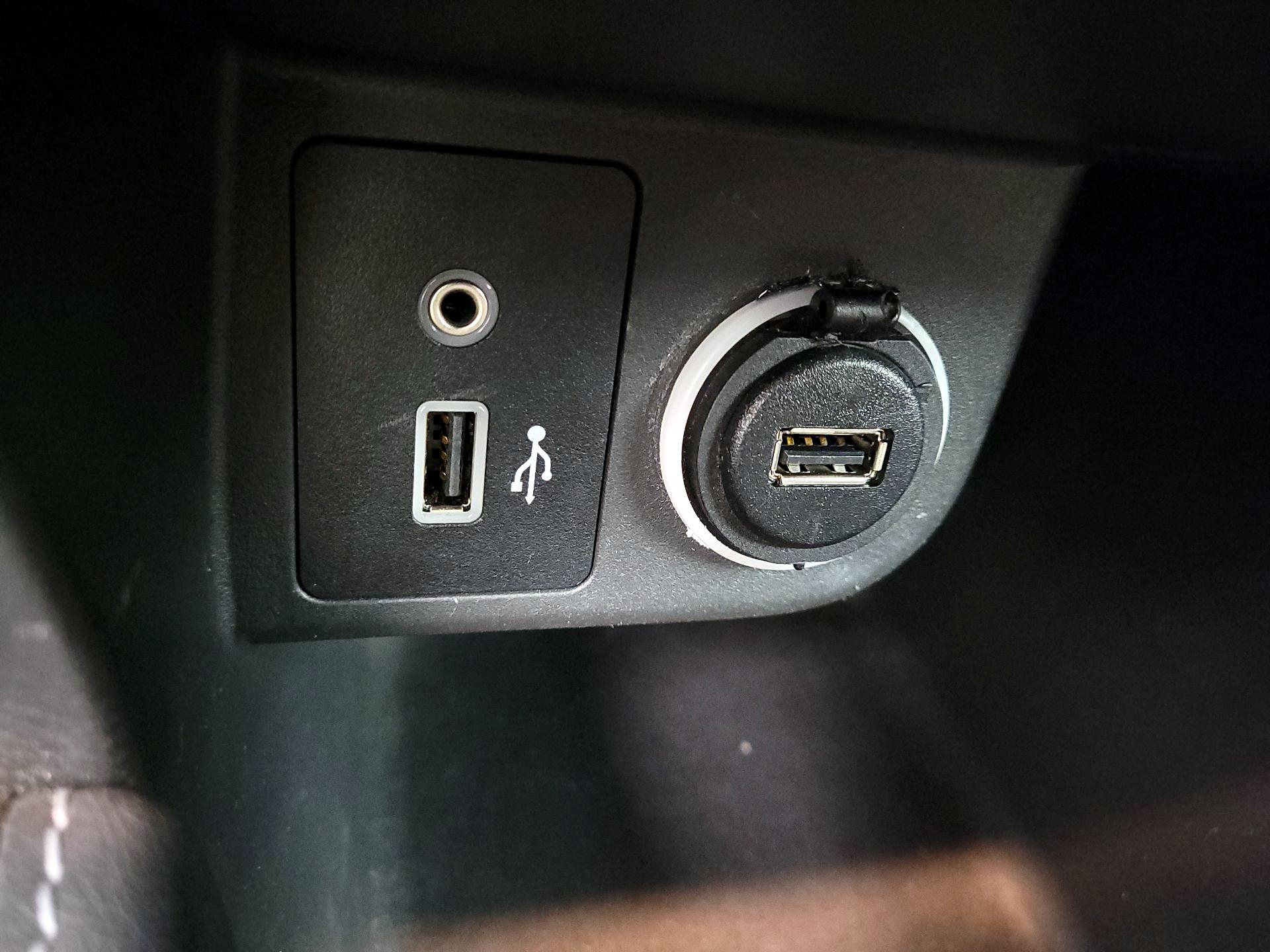 Thumbnail: 2019 Nissan Kicks - 18