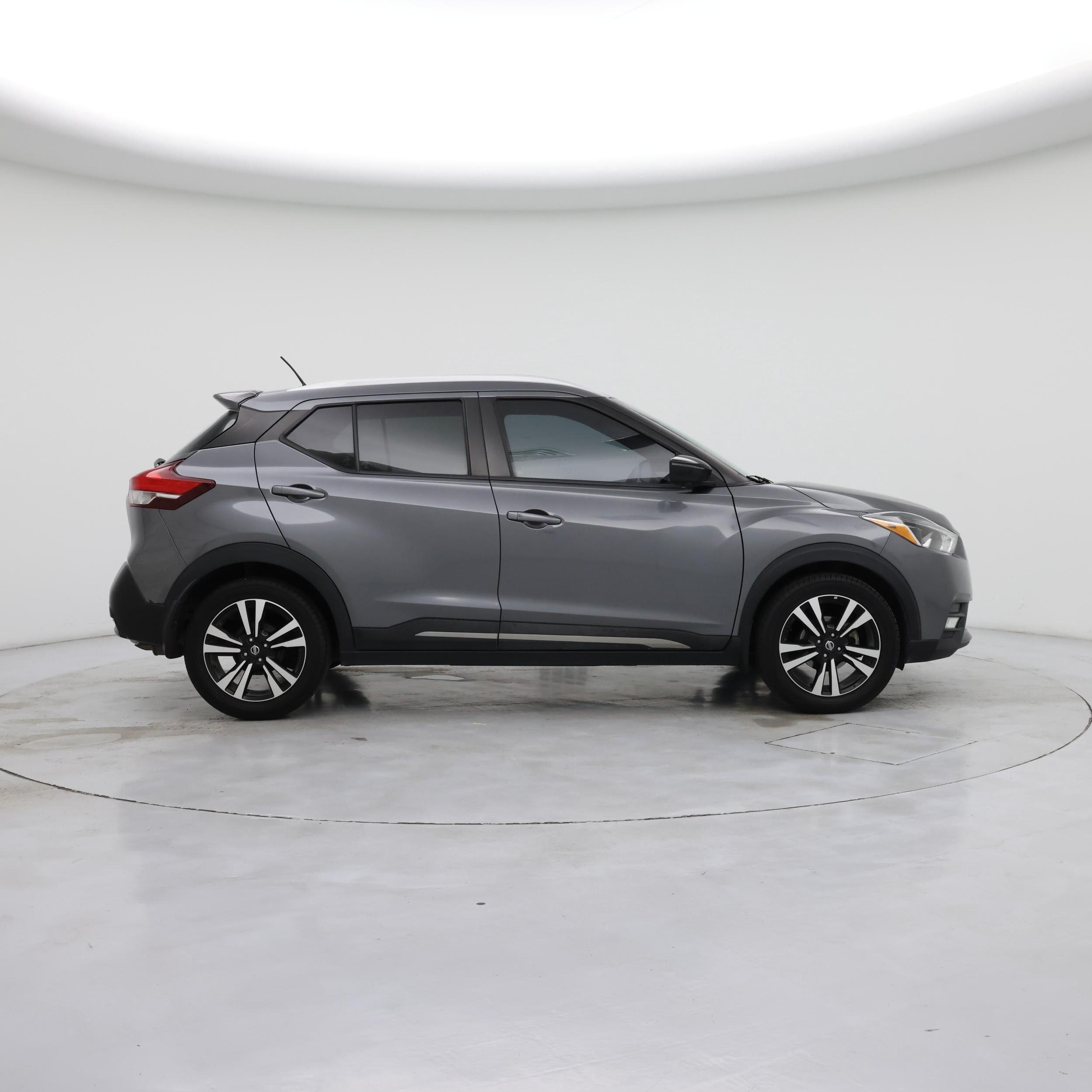 Thumbnail: 2019 Nissan Kicks - 7