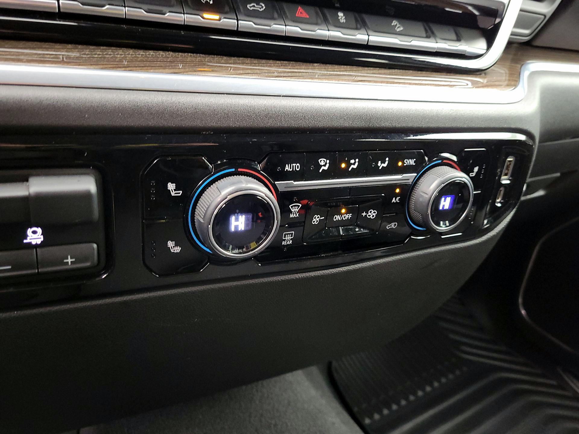 Thumbnail: 2022 Chevrolet Silverado 1500 - 16