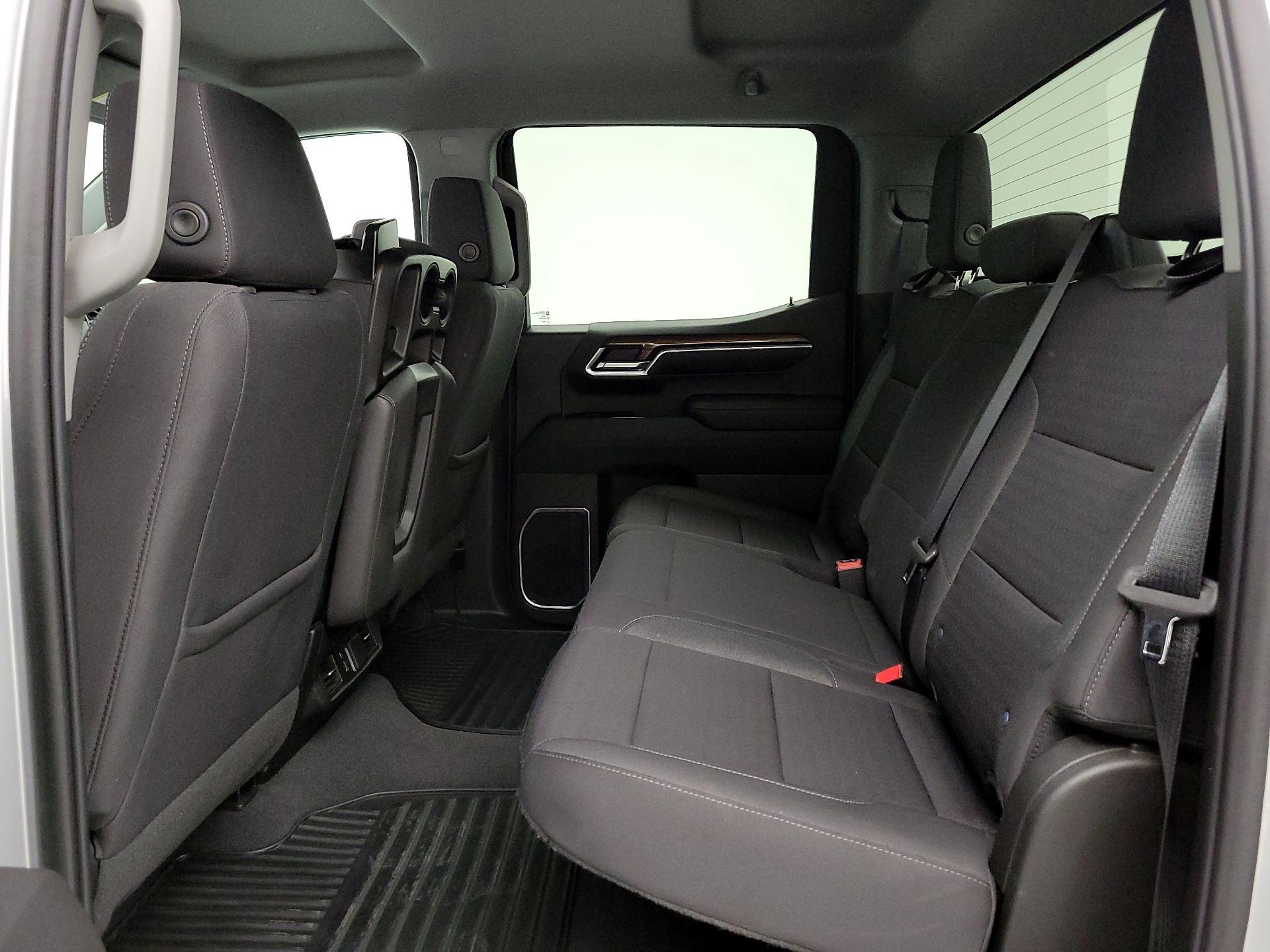 Thumbnail: 2022 Chevrolet Silverado 1500 - 19