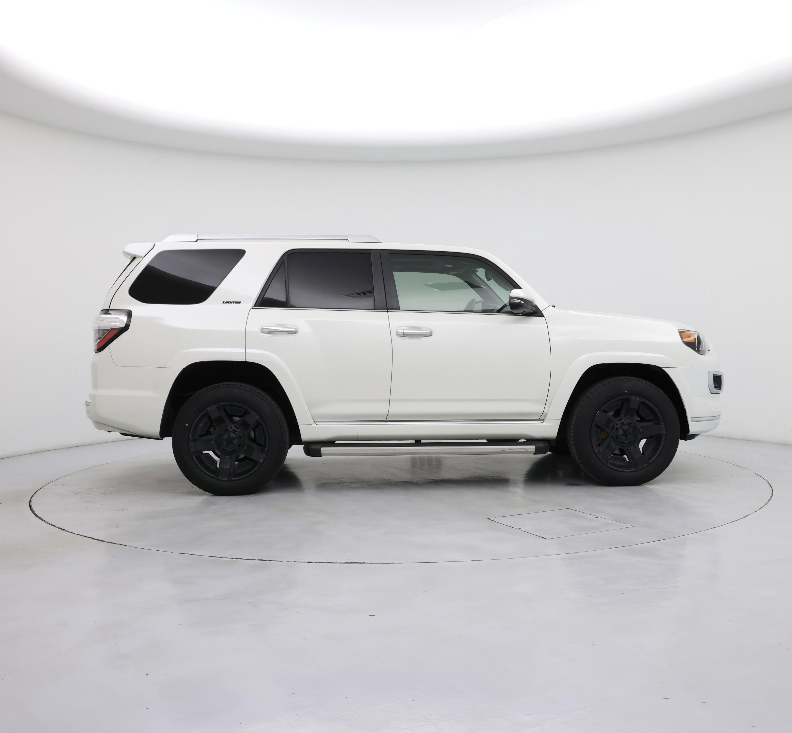 Thumbnail: 2014 Toyota 4Runner - 7
